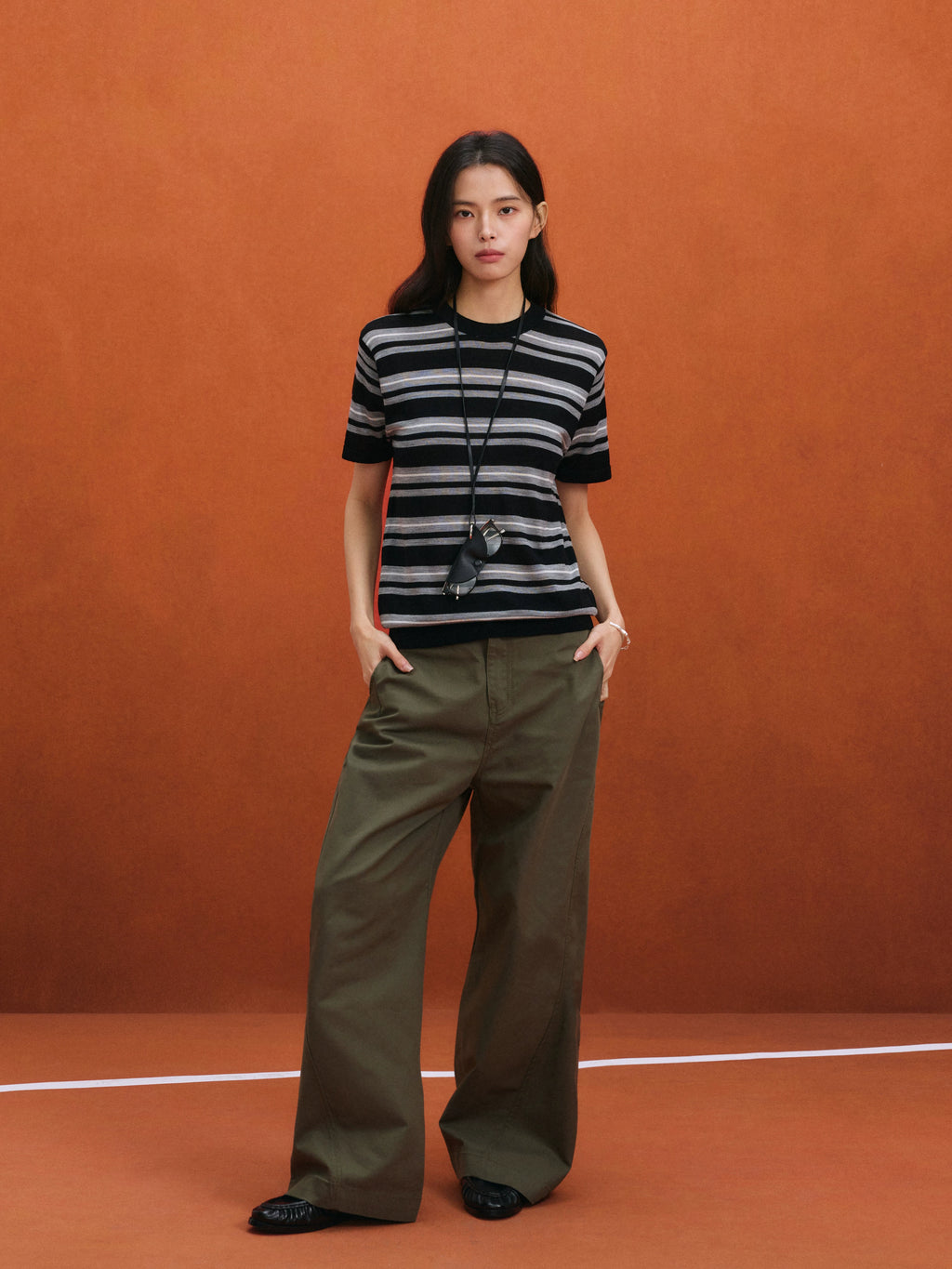 NO LOGO Retro Striped Light Tee