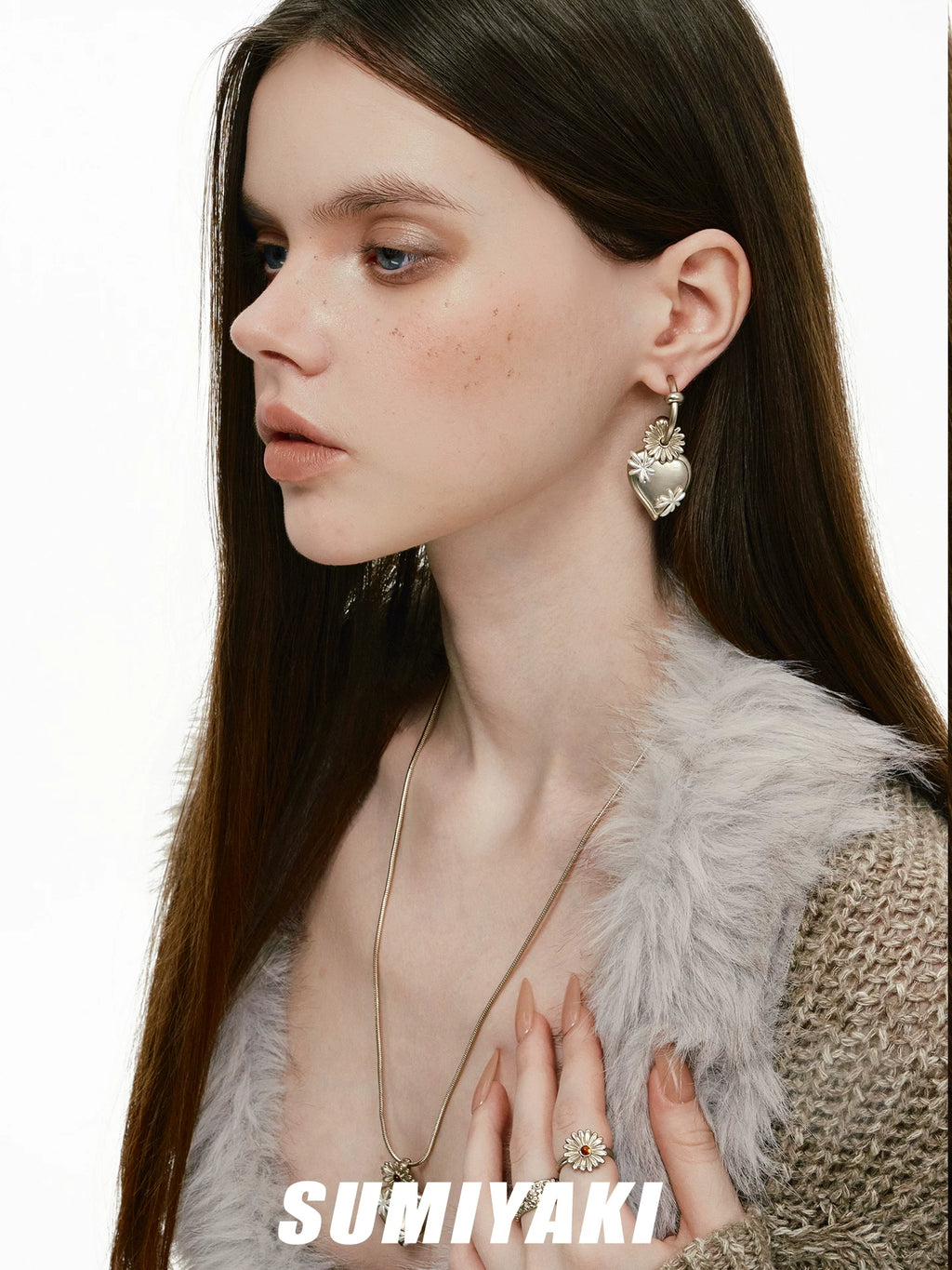 SUMIYAKI Chrysanthemum Love Light Luxury Earrings