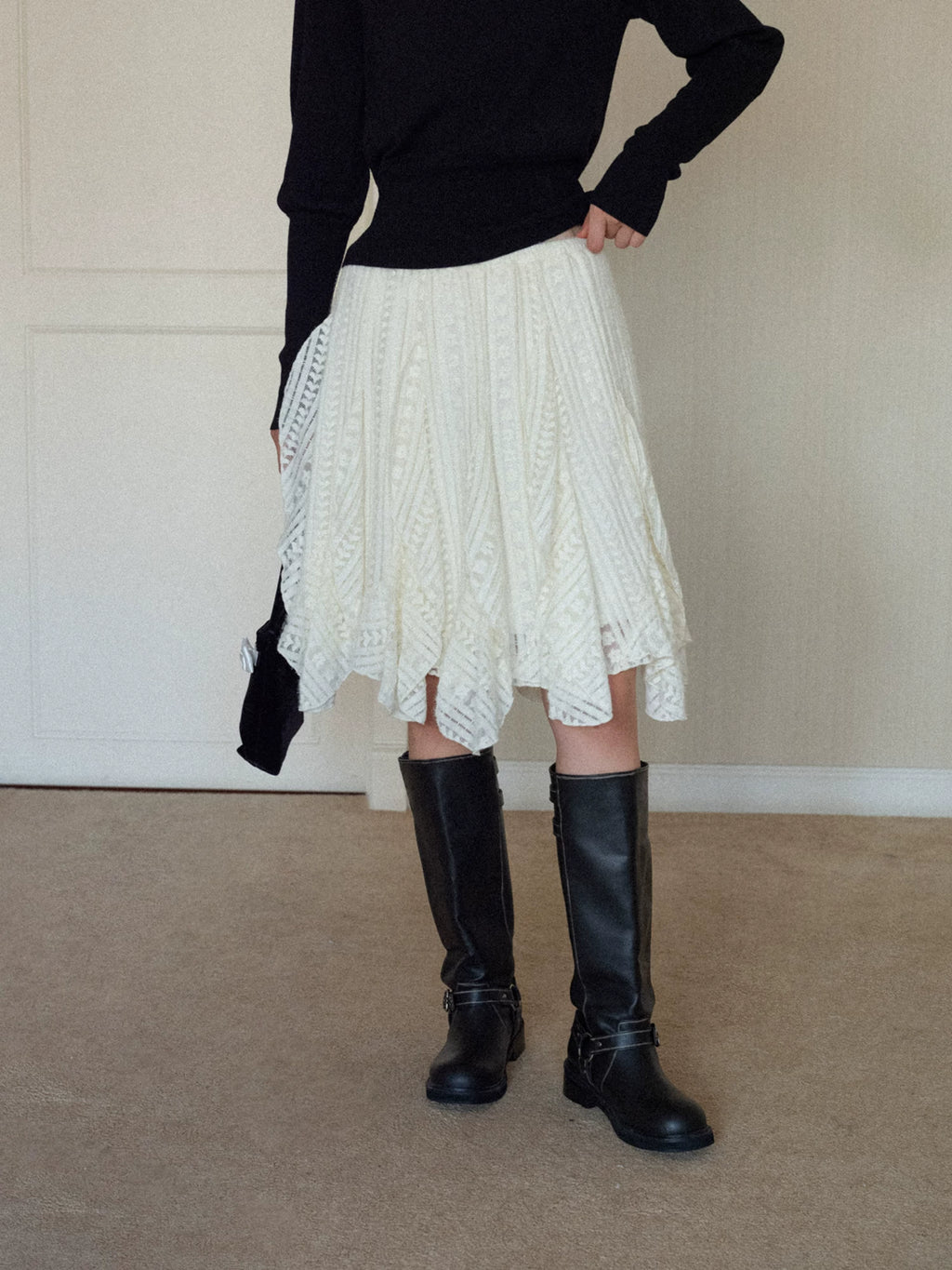EGGKA Irregular Ruffle-edged Lace Skirt