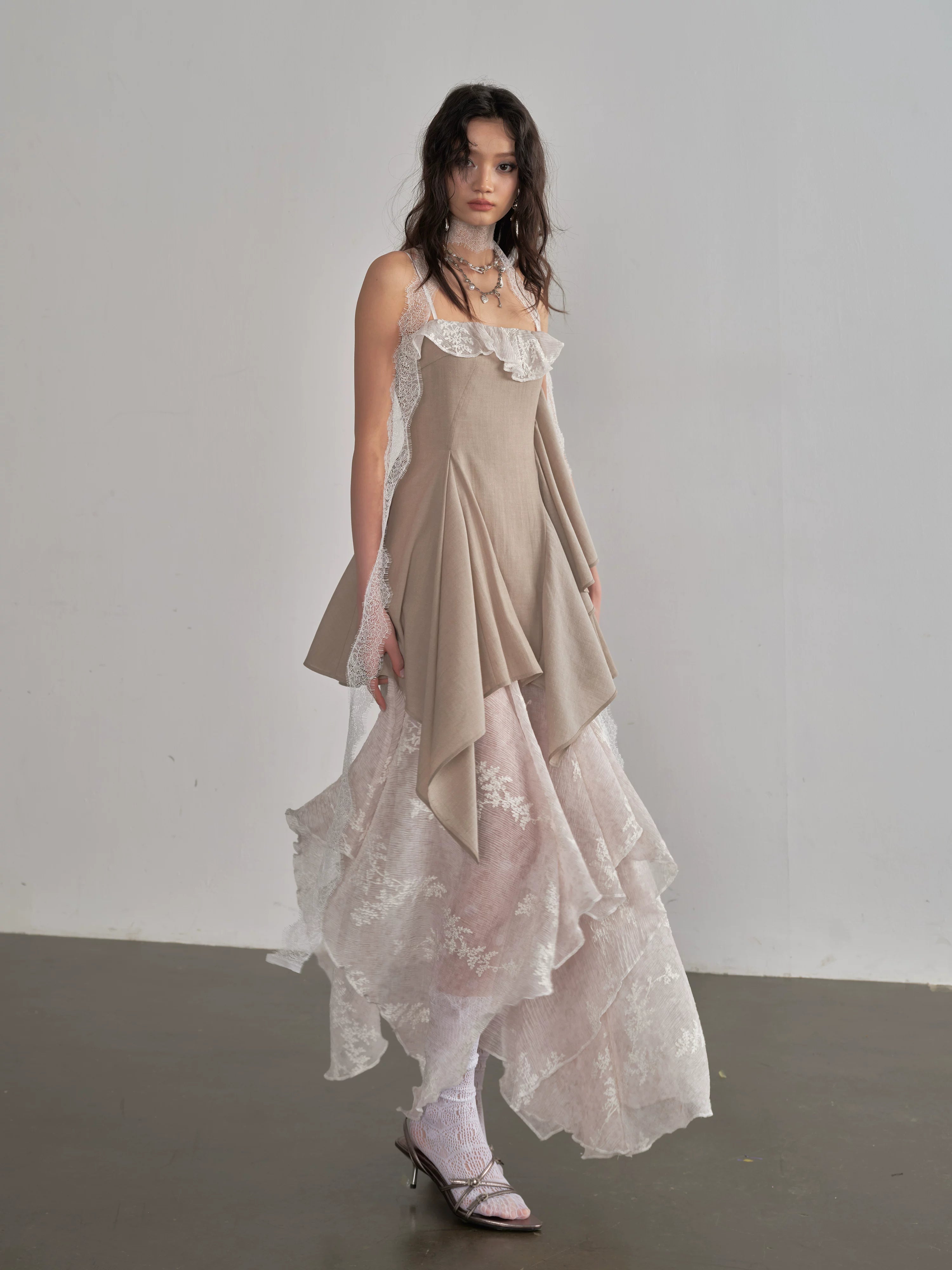 JNYLON Irregular Embroidery Splicing Layered Suspender Skirt