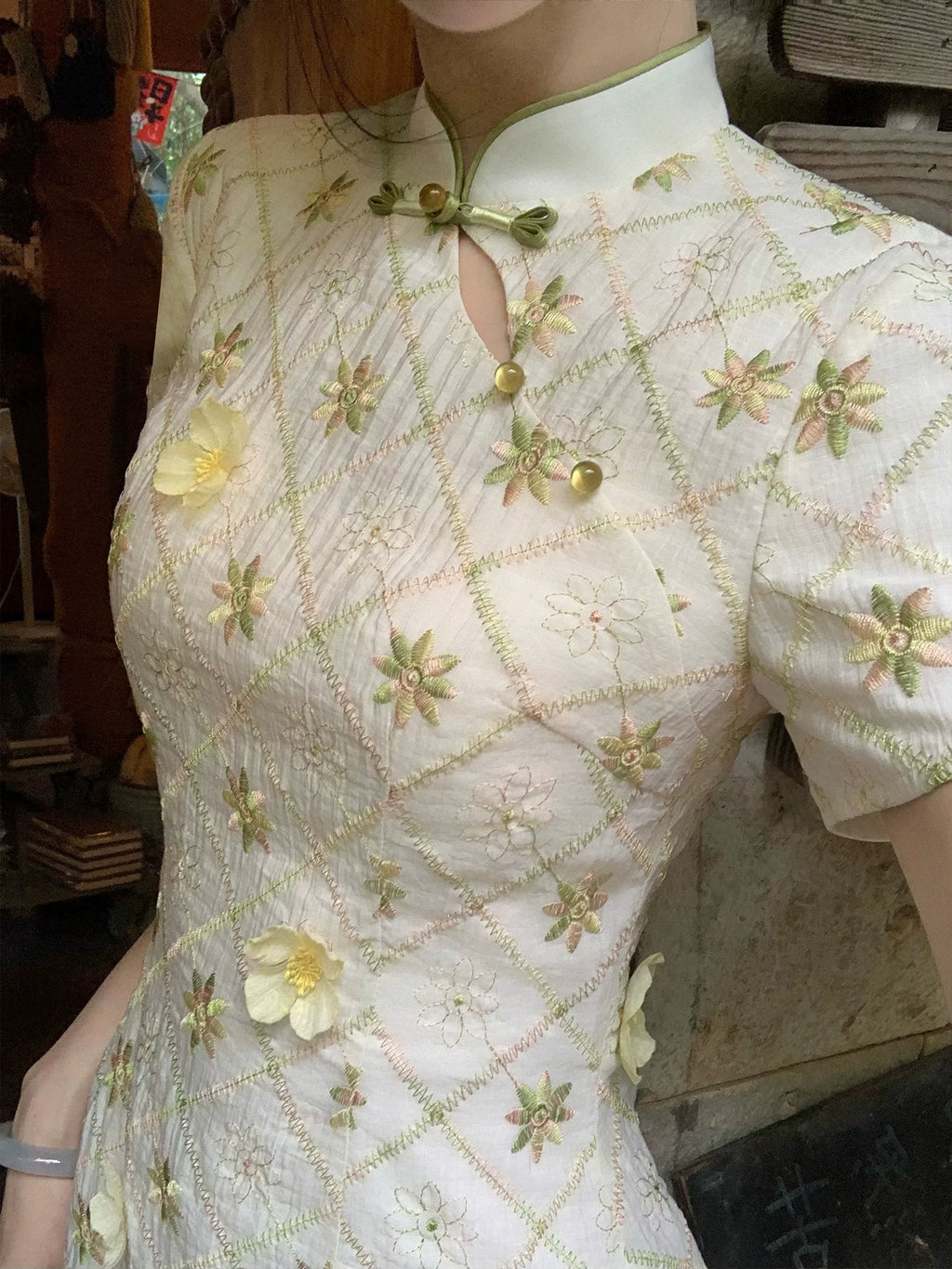 ZIHE Diamond Floral Embroidered Dress