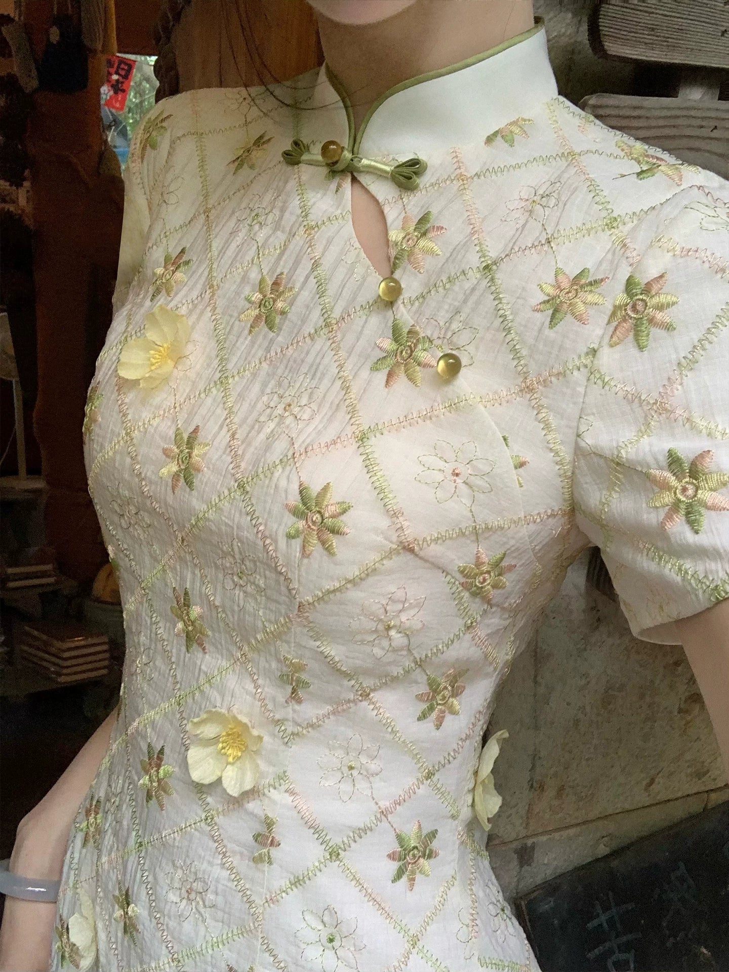 ZIHE Diamond Floral Embroidered Dress