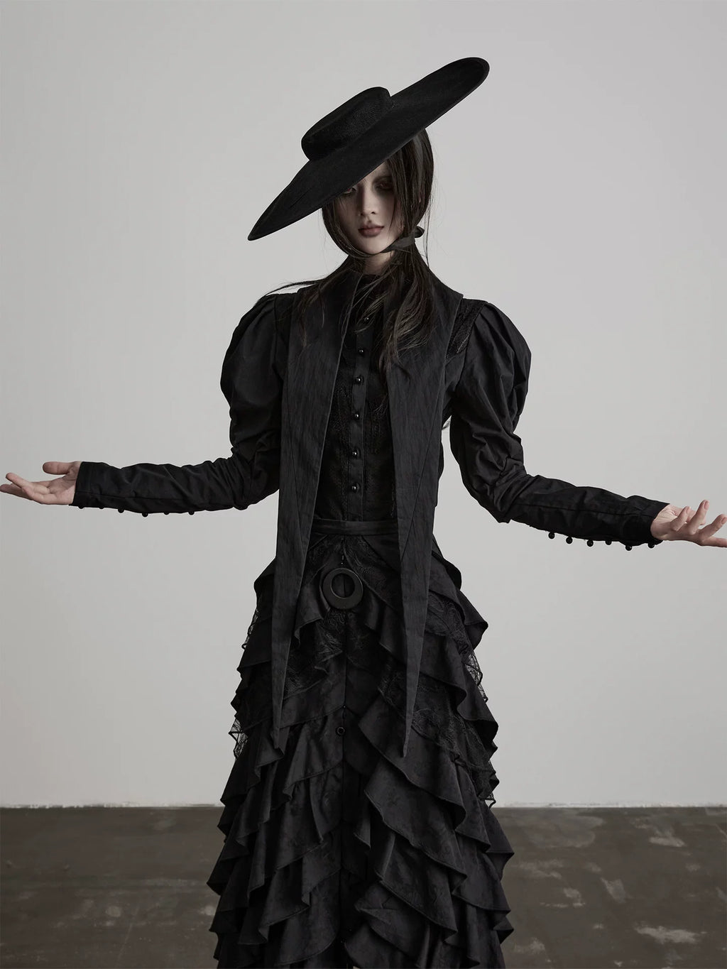 INDULG Waist Long-sleeved Shirt
