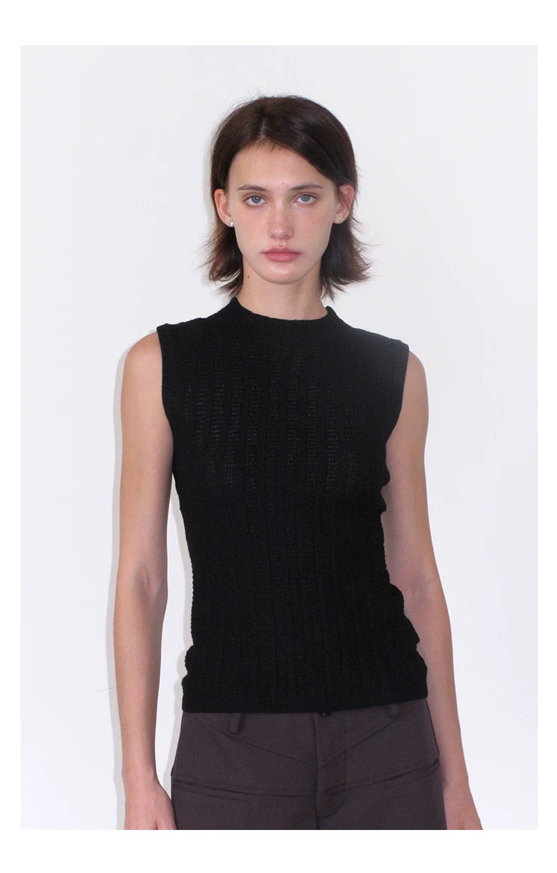 NOT UGLY Woven Small Turtleneck Slim Vest