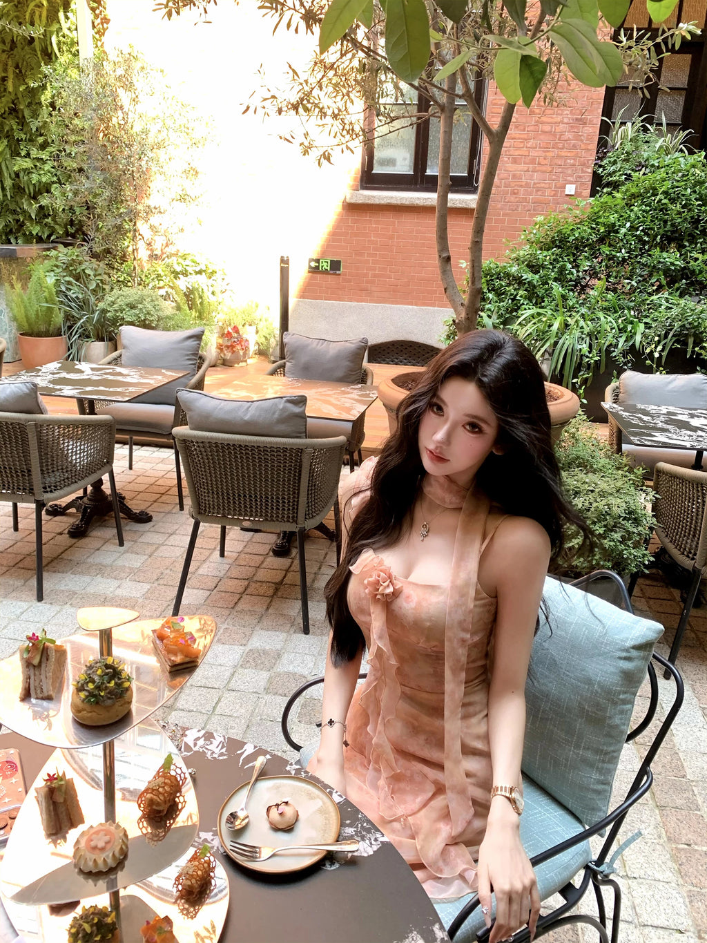 Barb Chilled Floral Suspender Dress