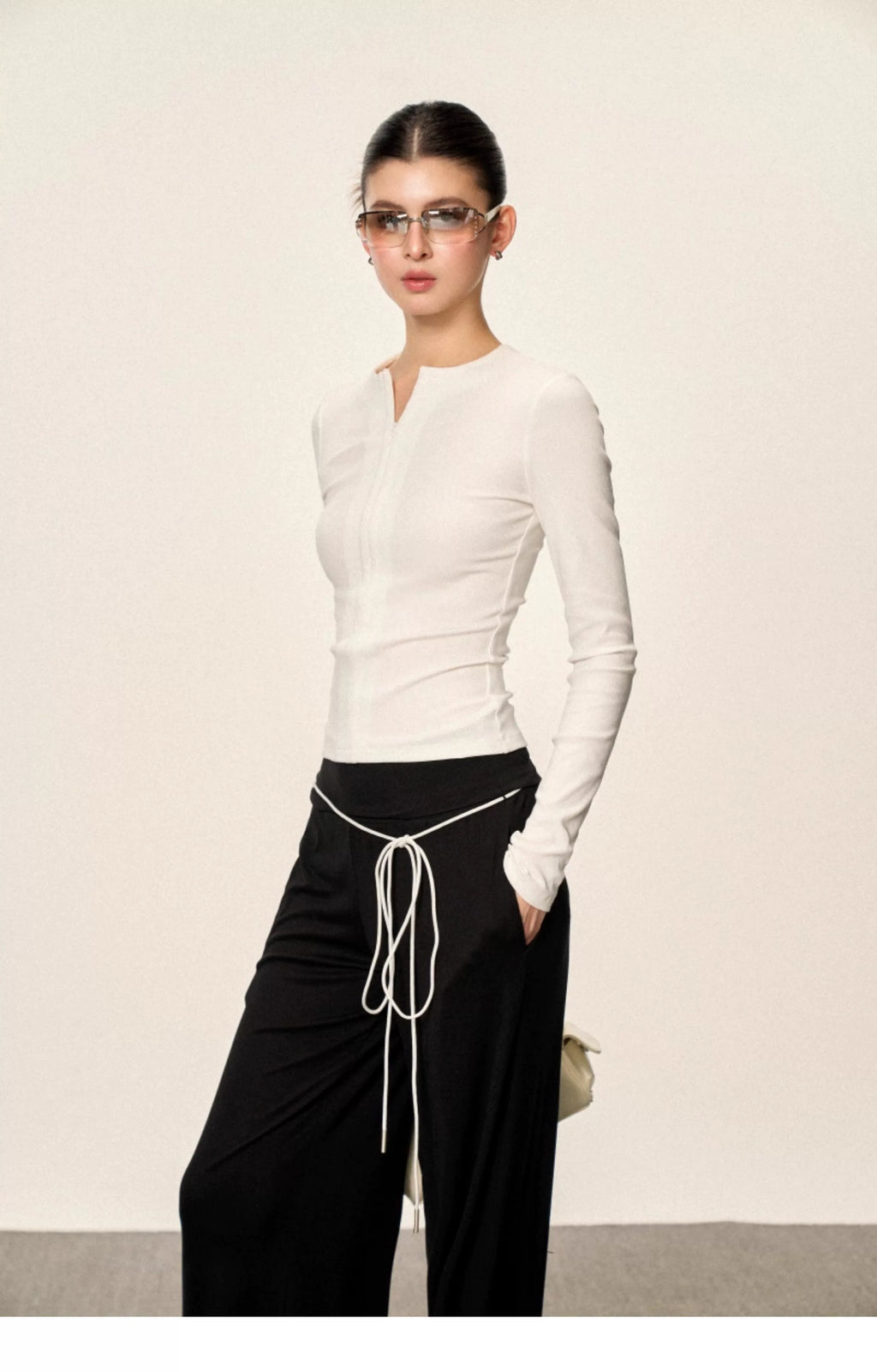 Cherry Melody Slim Slim V-neck Long Sleeves