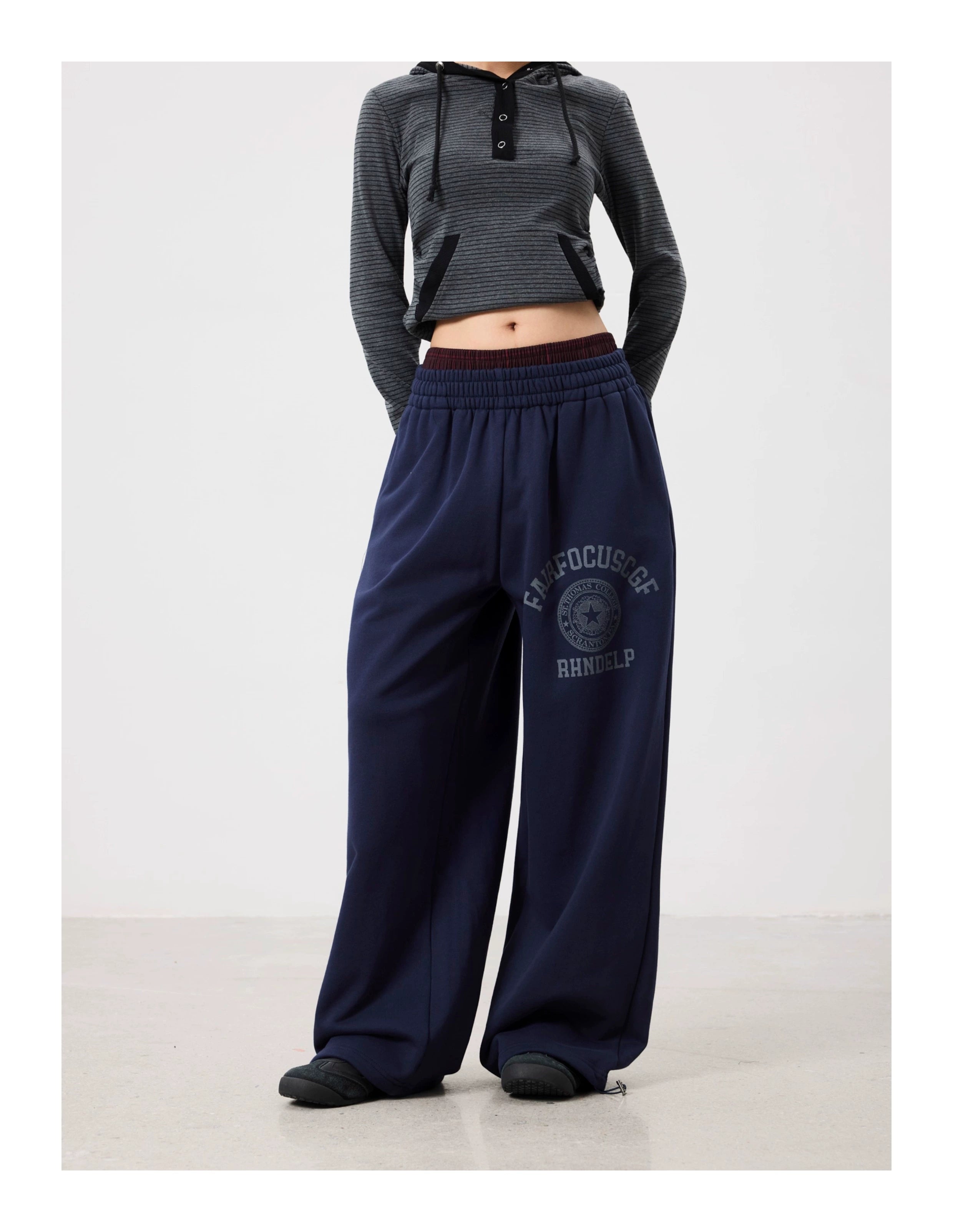 BTSG Vintage Badge Printed Sweatpants