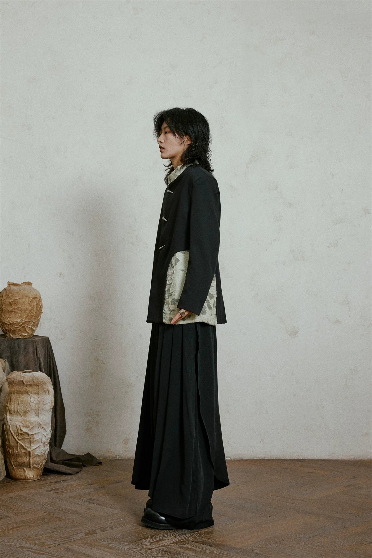 SUNYVONNE Stand-up Collar Horn Buckle Blazer