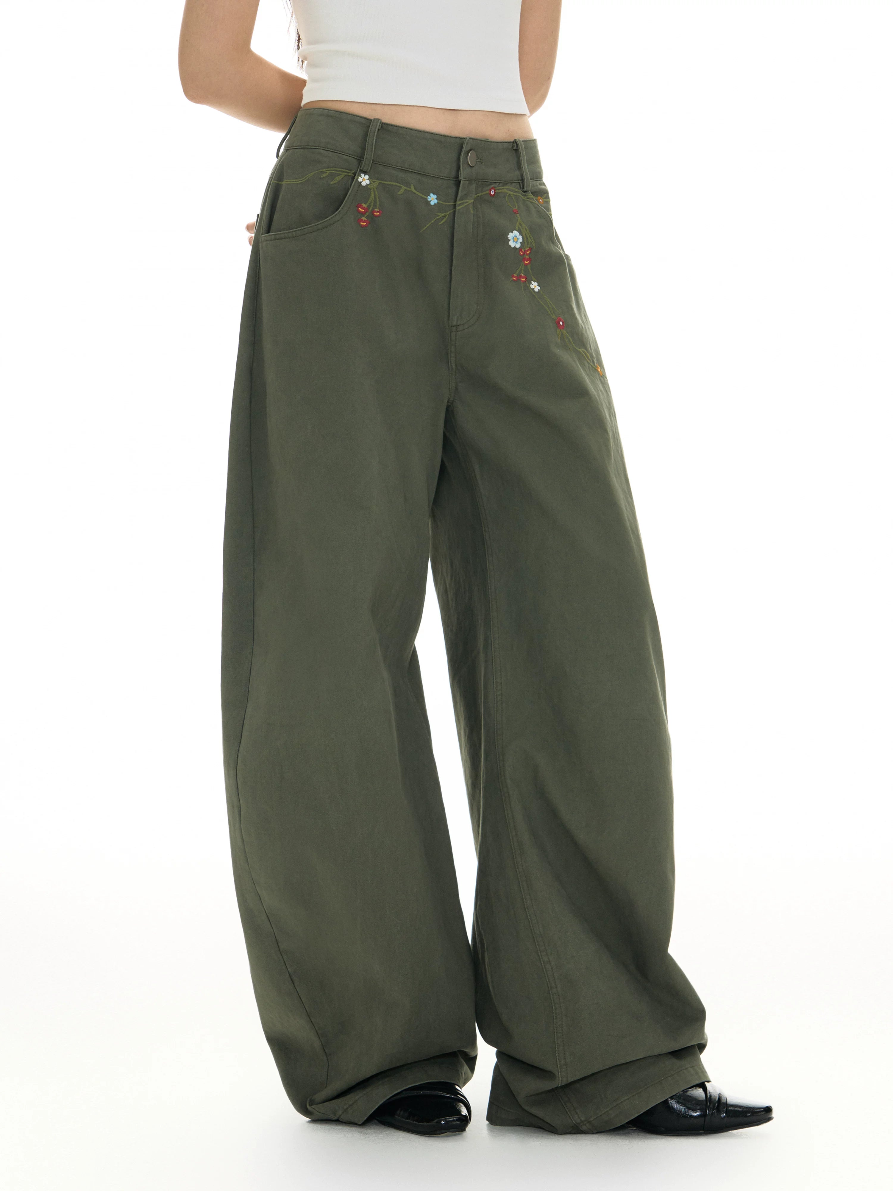 TGNS Floral-embroidered Slacks