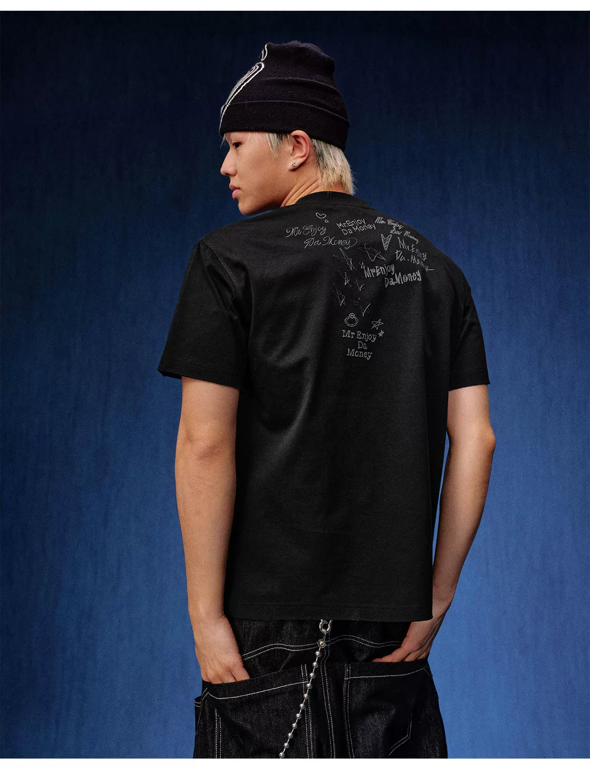 MEDM Font Graffiti Print Embroidery Loose Tee
