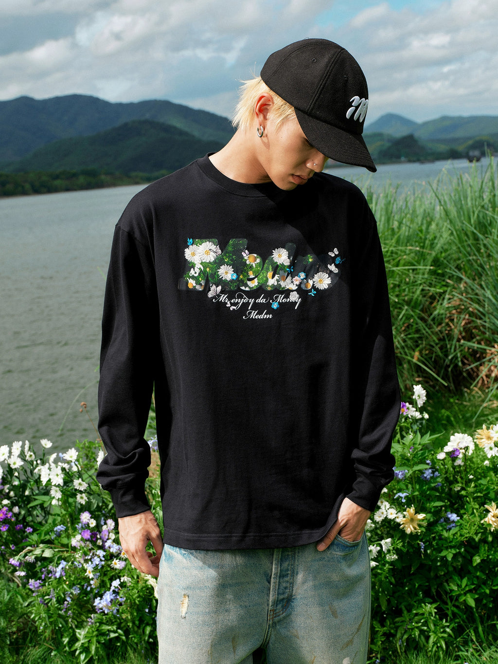 MEDM Garden Daisy Butterfly Print Casual Crew Neck Long Sleeve