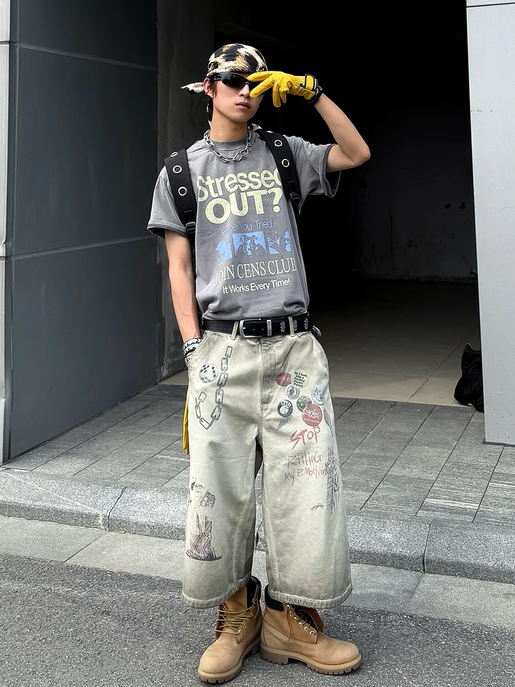 CENSMADE Retro Letter Print Casual Tee
