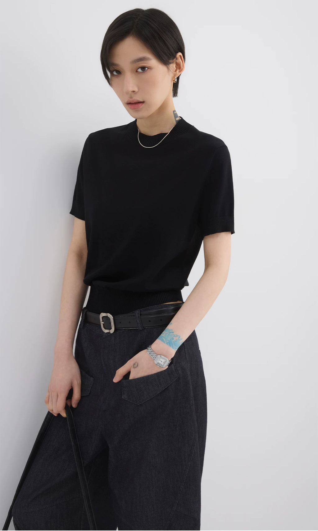 Sameuoo Crew Neck Shoulder Knit Tee