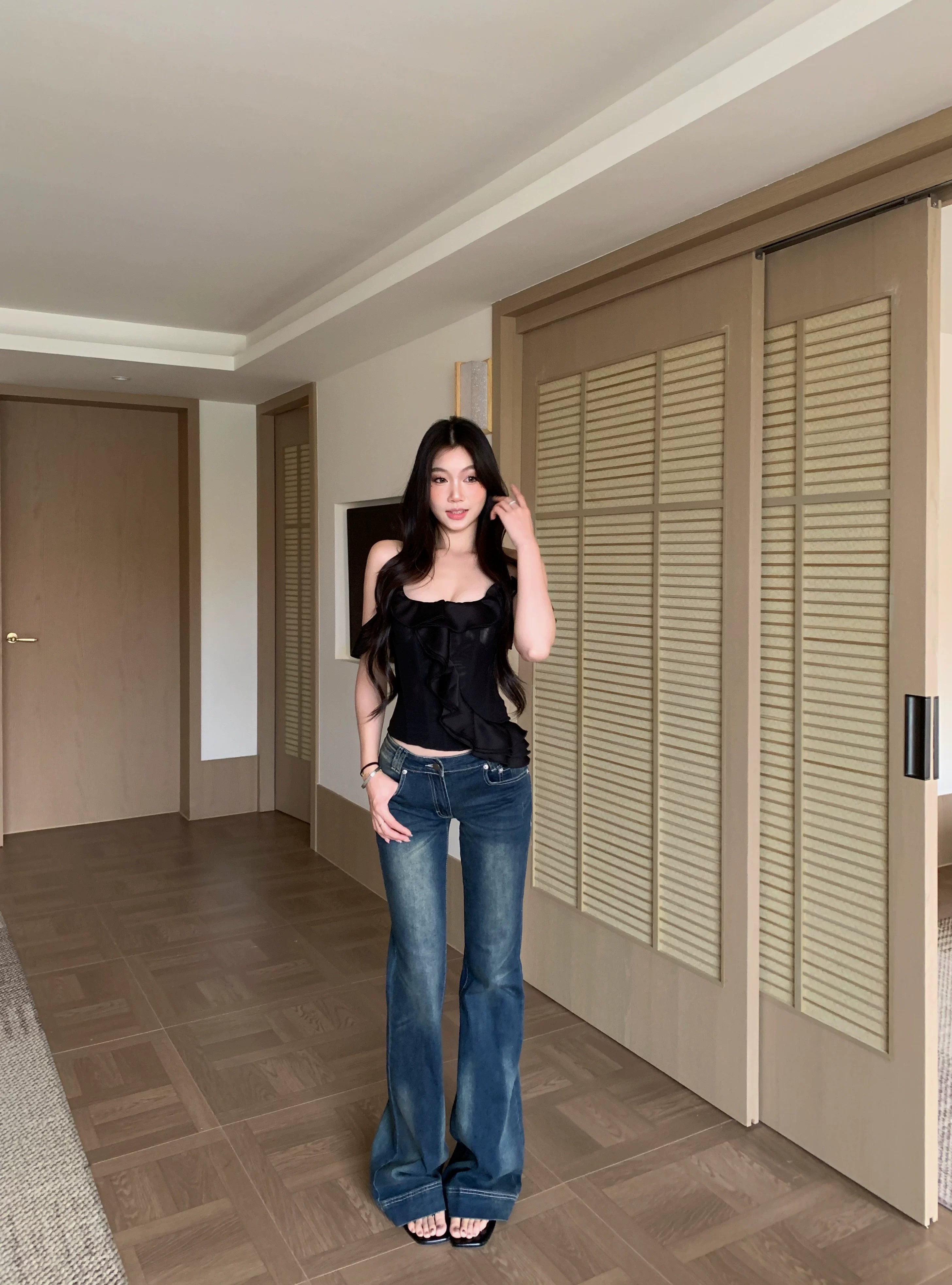 WITHMIN Retro Low-rise Micro-pull Jeans