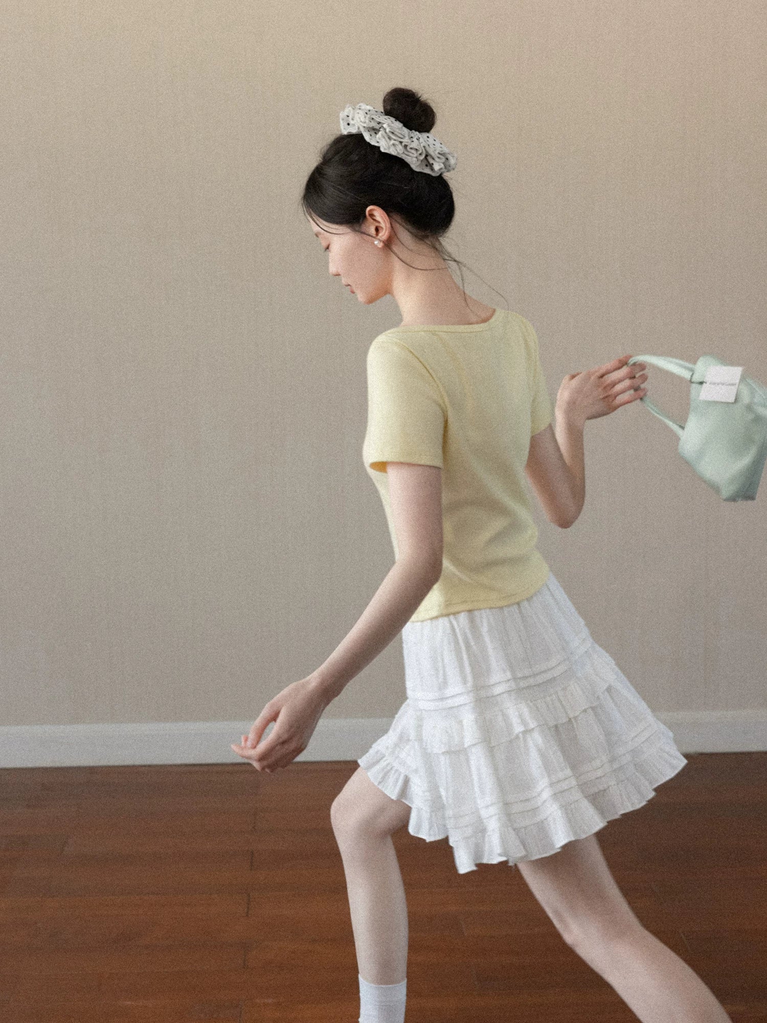 Cantonstory Shoulder Bow Versatile Tee