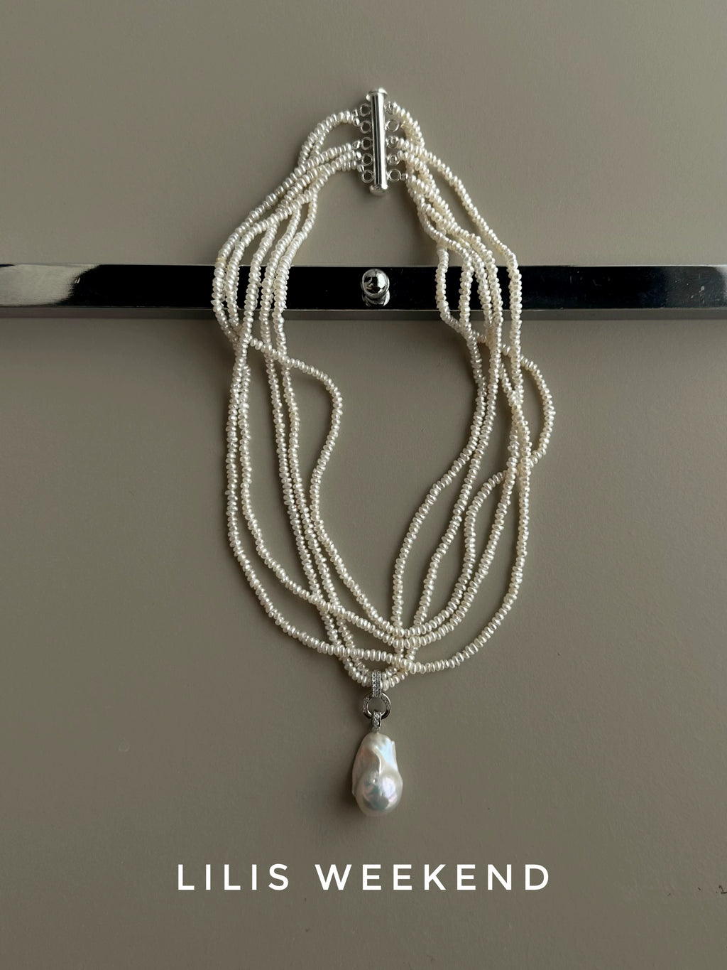 Lilis Weekend Multi-layer Natural Fine Pearl Necklace