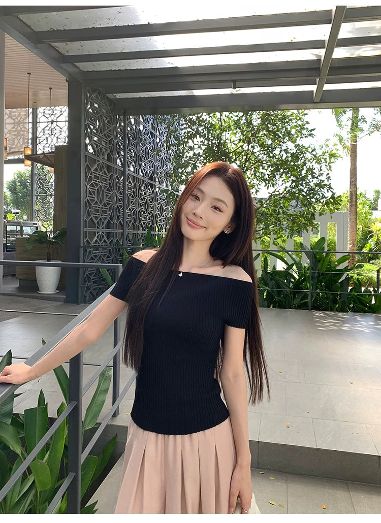 Pusumede Shoulder Slim Short Knitted tee