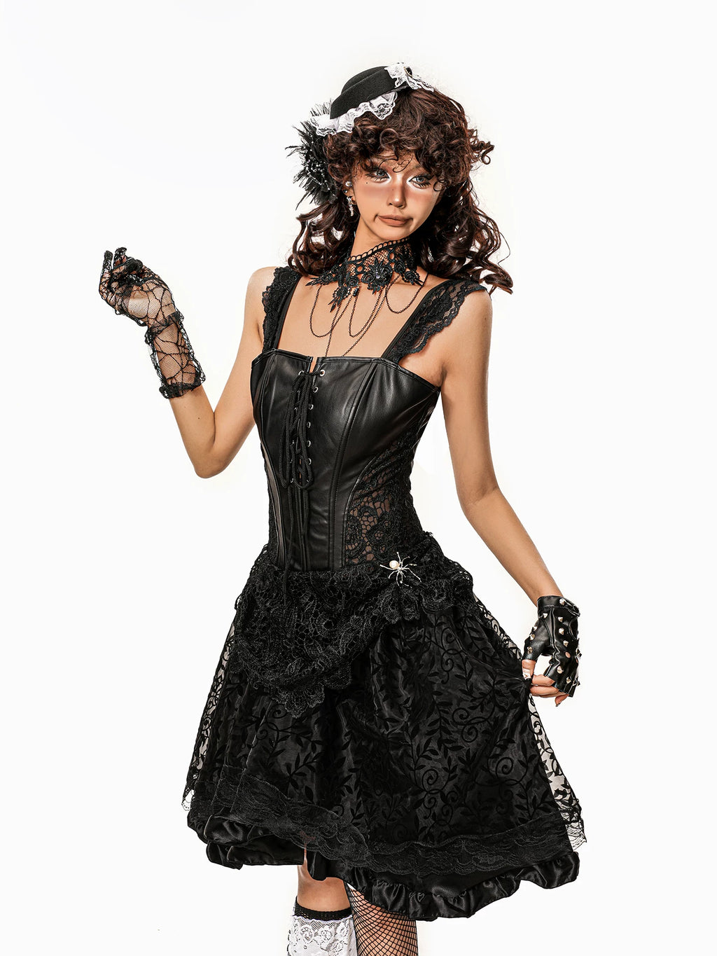 Arielink Vintage Hollow Lace Sling