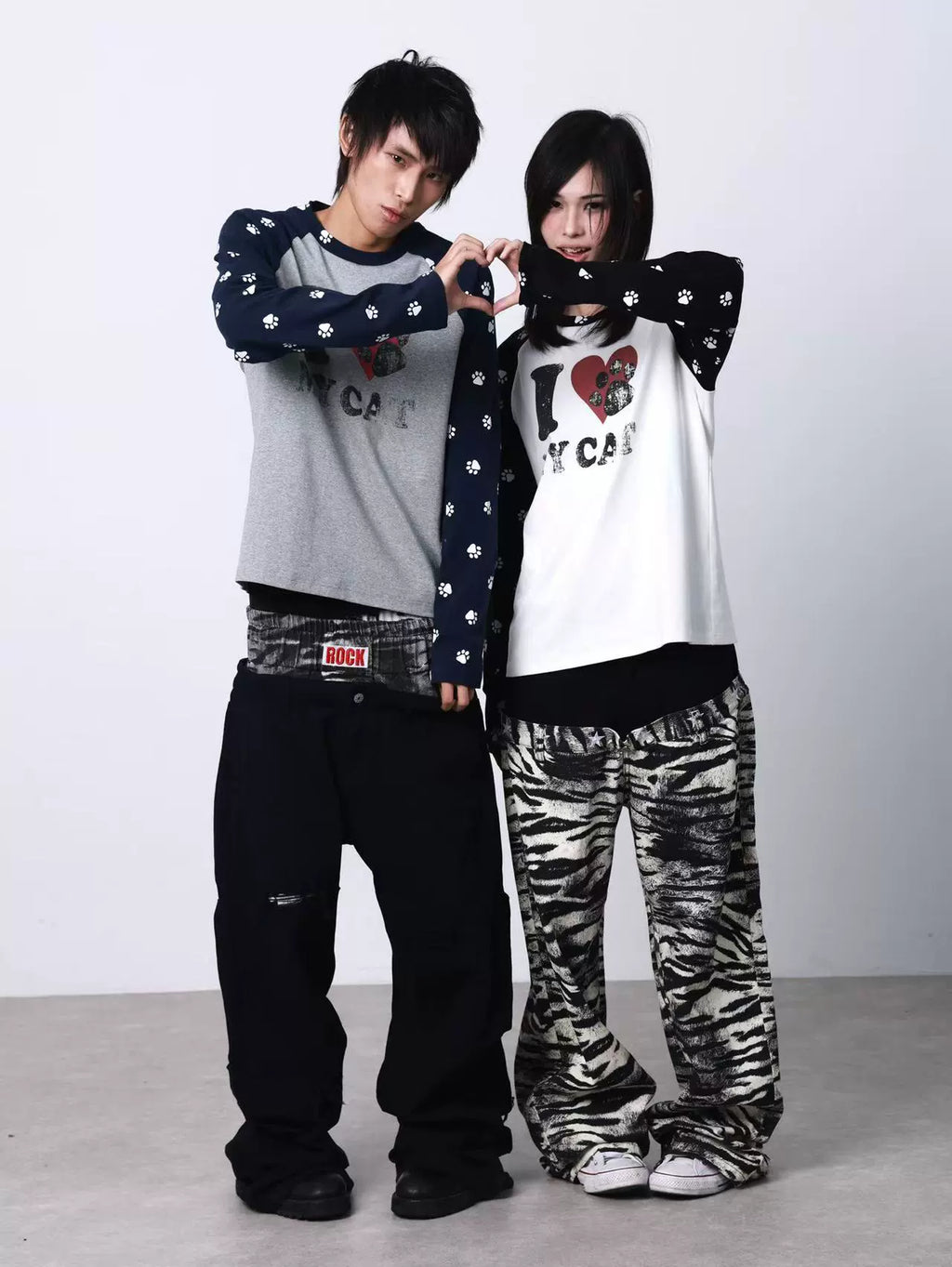 DETW Love Cat Print Splicing Round Neck Long Sleeve