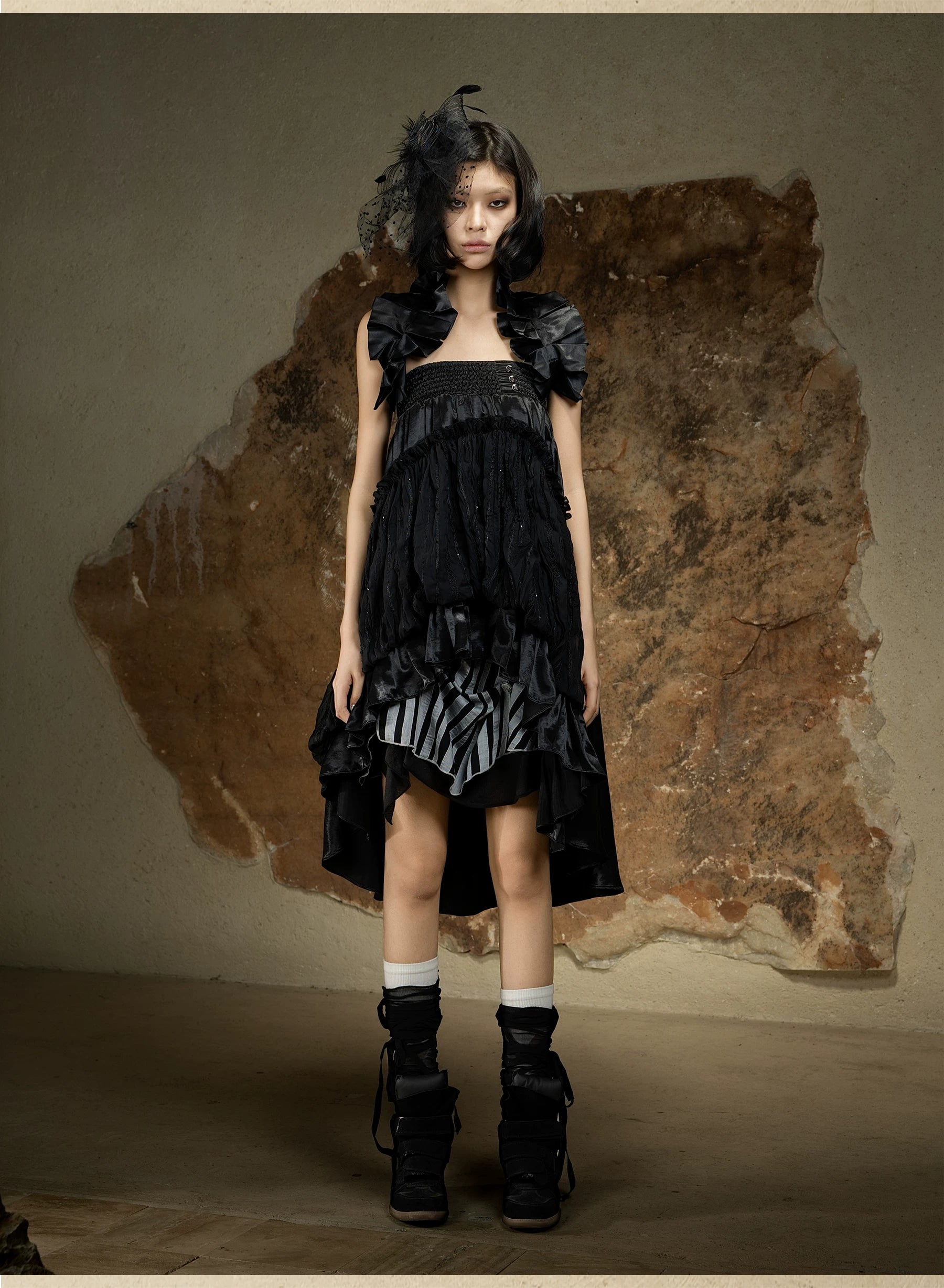 ARIADNAw Irregular Pull-pleated High-waisted Skirt
