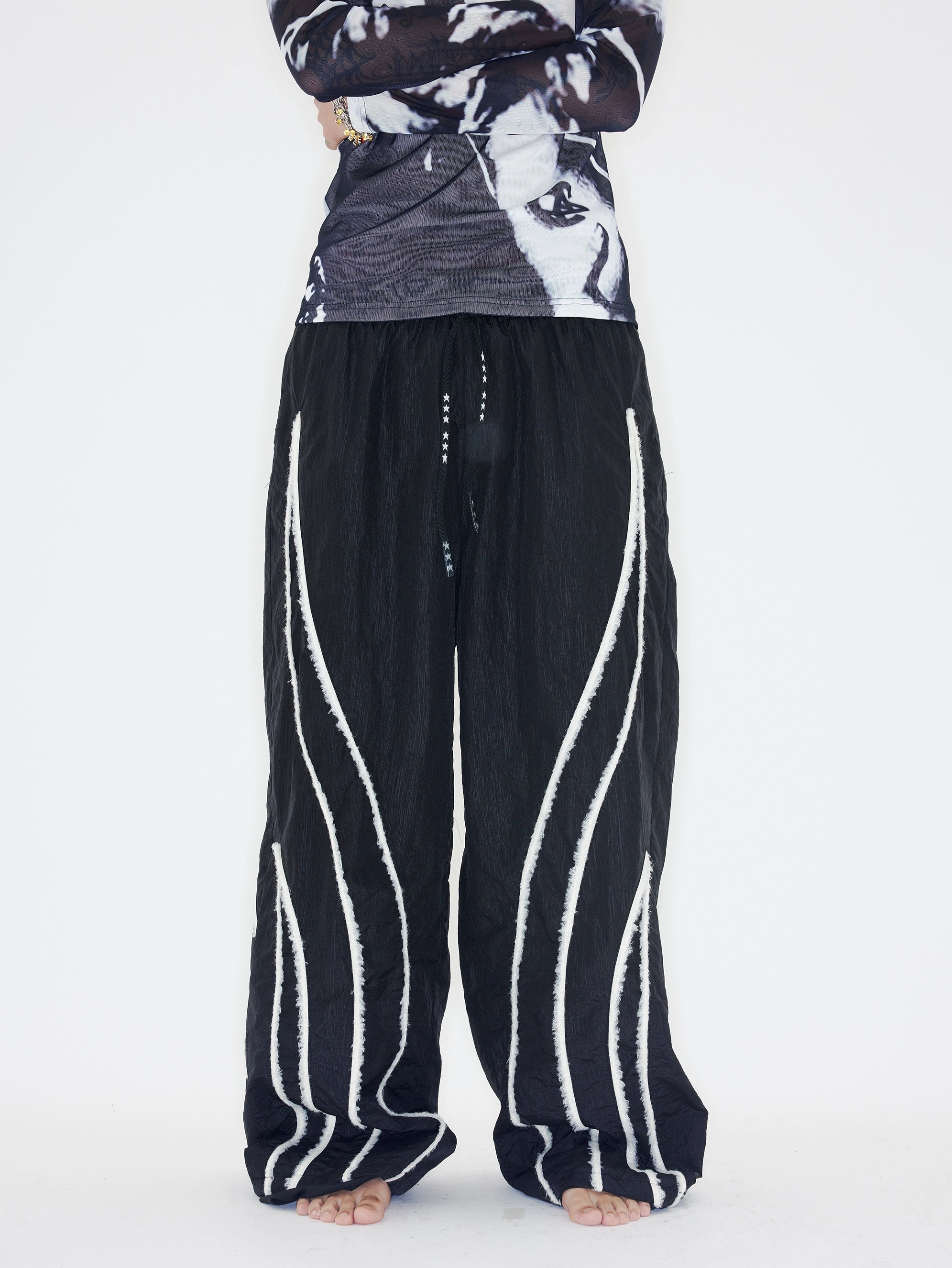 CHAI Splicing Bud Strip Casual Micro-pleated Nylon Trousers