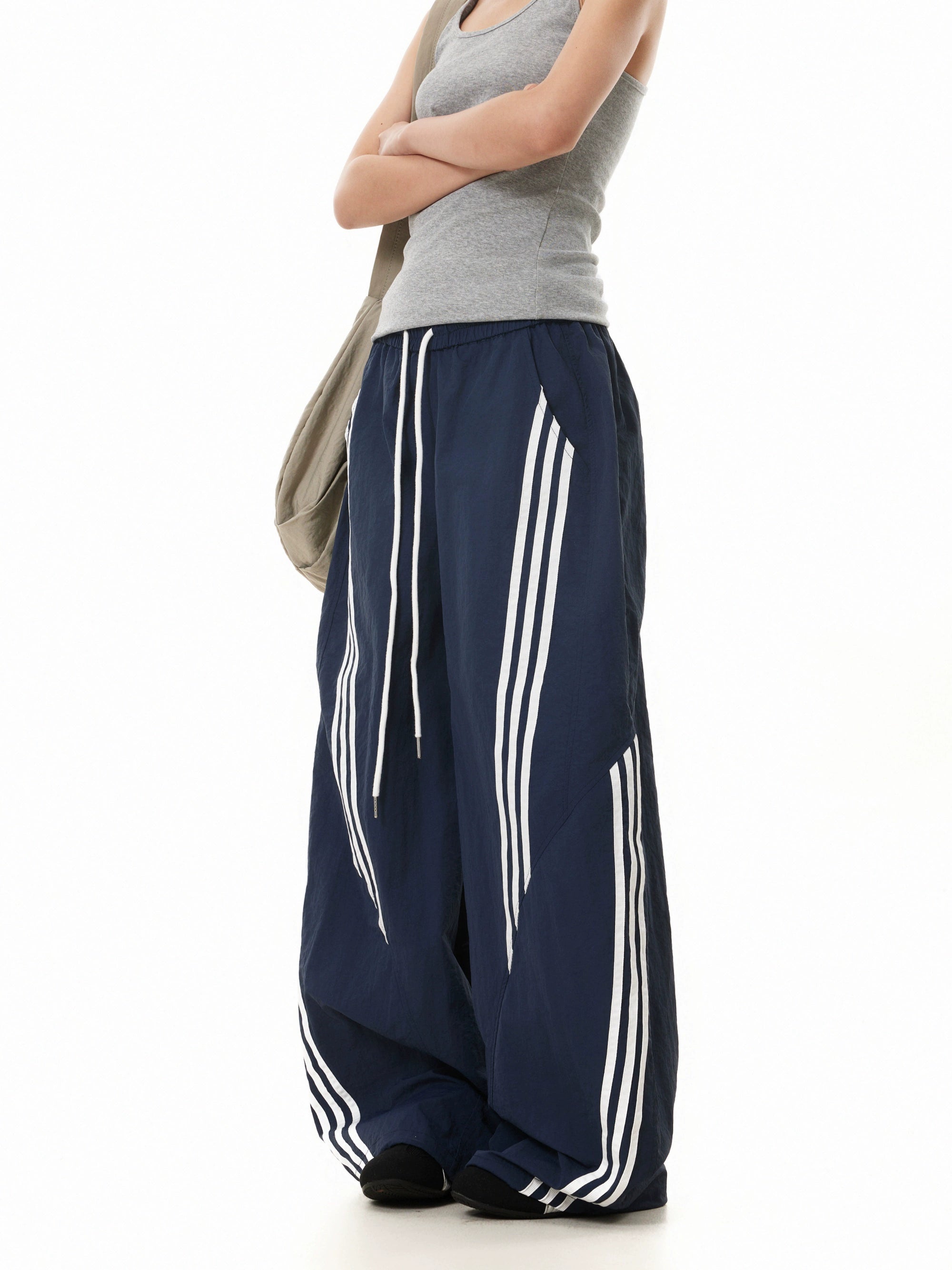 BTSG Retro Three-bar Striped Scimitar Sweatpants
