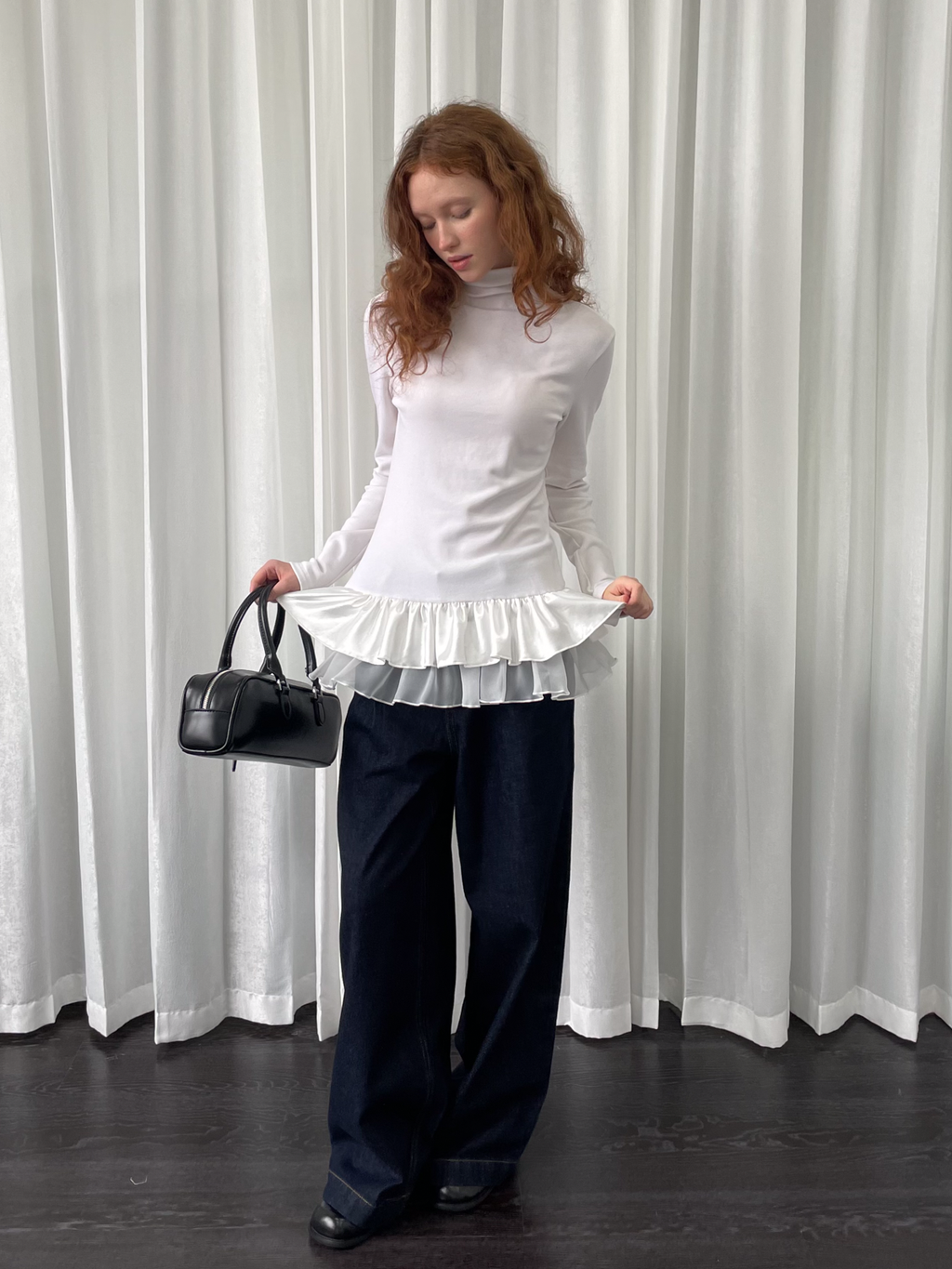 Loosesmell Turtleneck Cake Hem with Long Sleeves