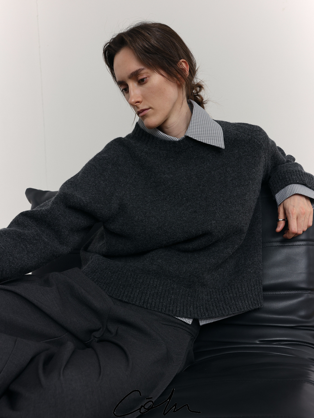 COLN Vintage Short Basic Knitted Sweater