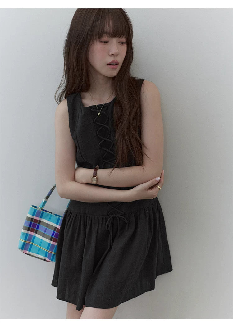 VOOE Drawstring Pleated Dress