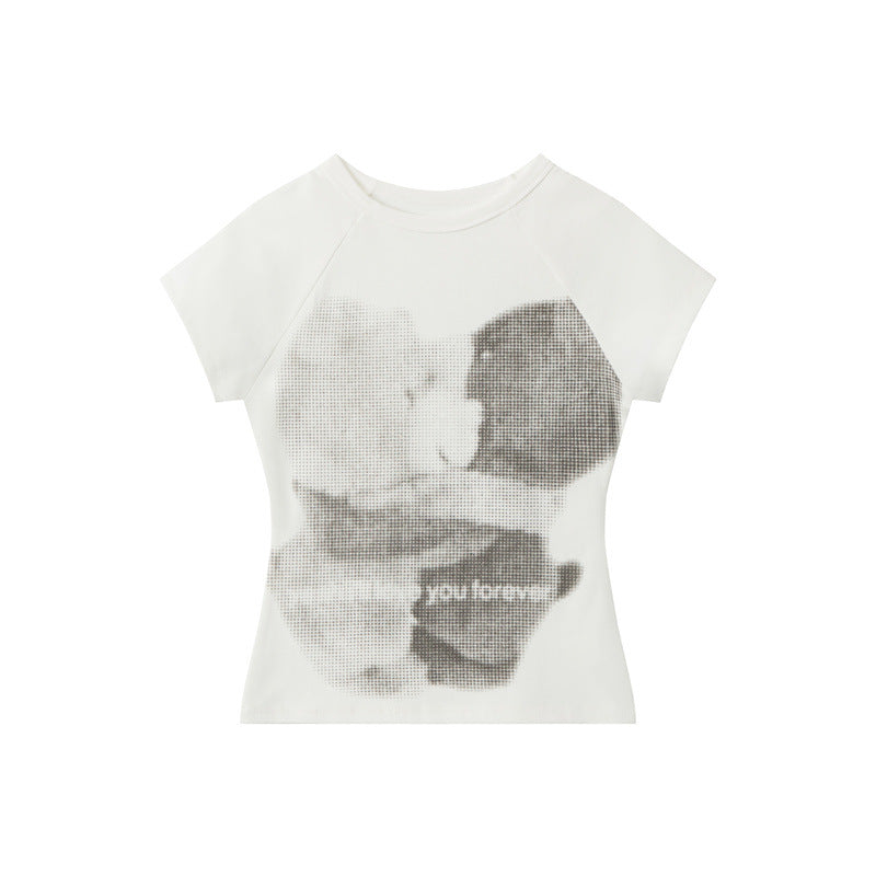 Nariele Bear Print Slim Crew Neck Babes Tee