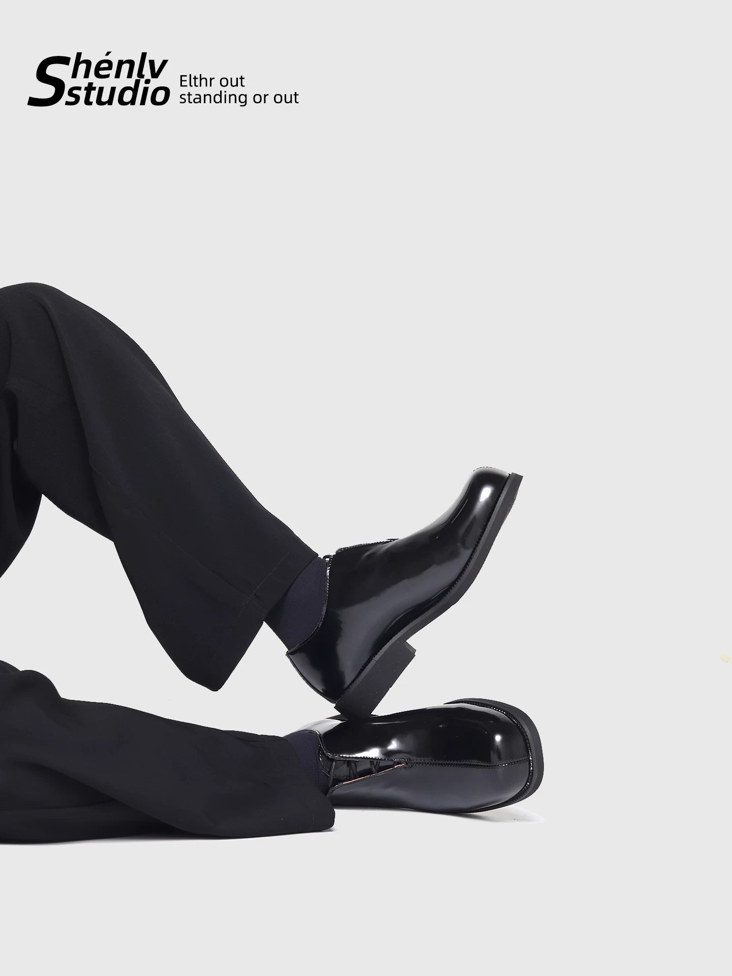 SHENLV STUDIO Glossy Casual Business Round Head Small Leather Shoes
