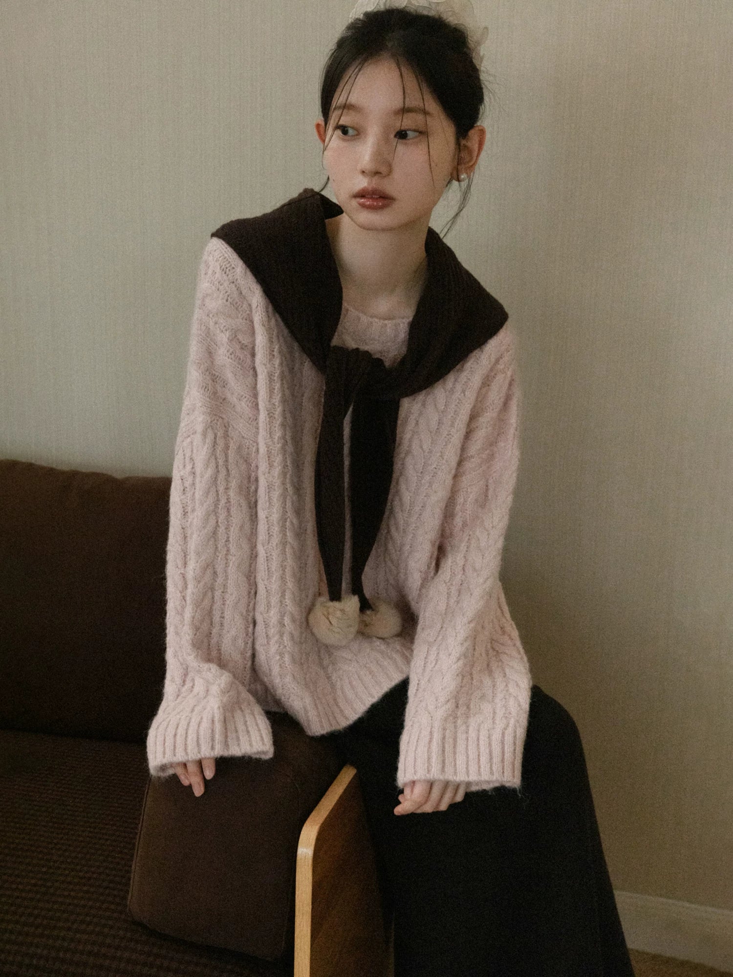 Cantonstory Lazy Crew Neck Knitted Sweater