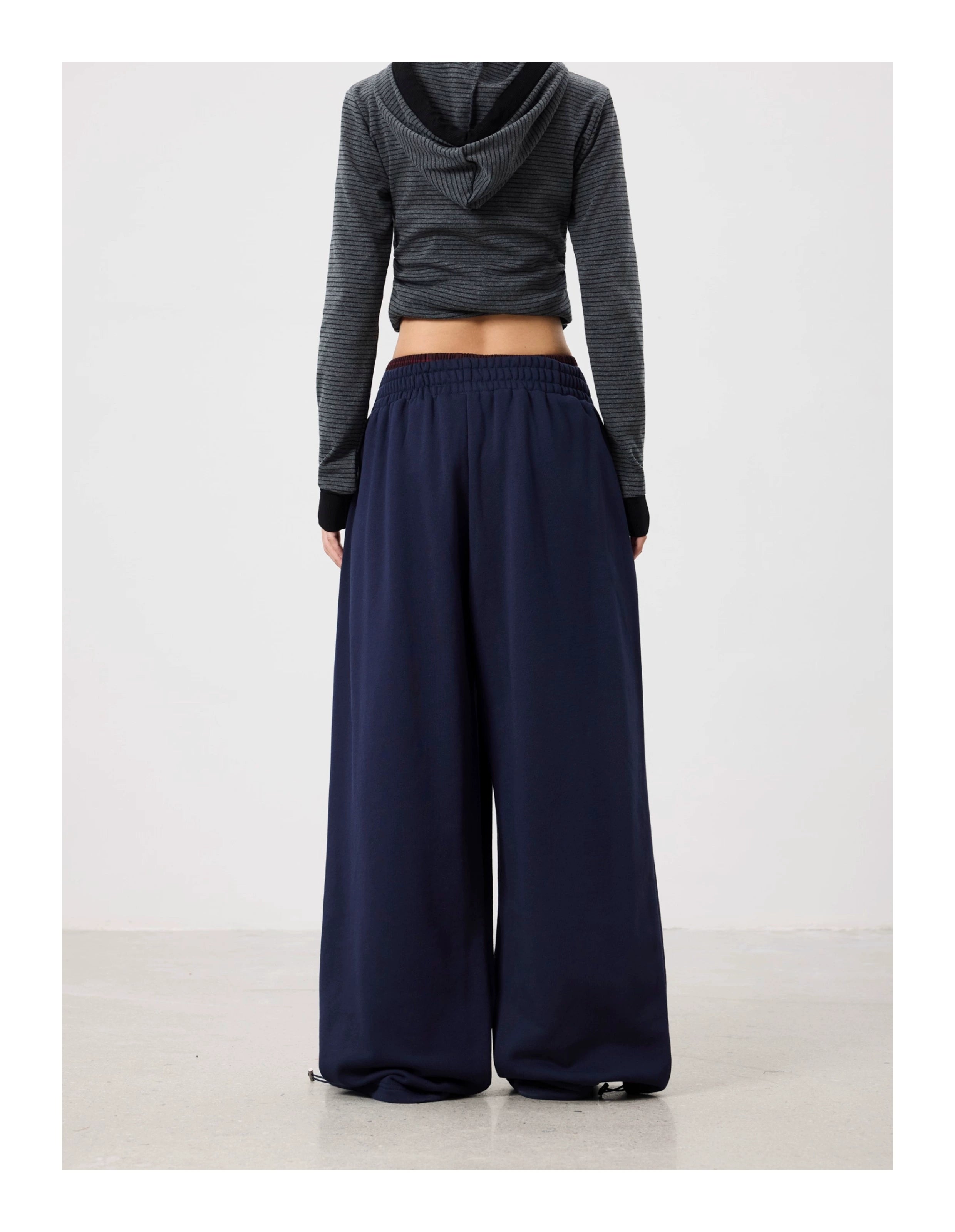 BTSG Vintage Badge Printed Sweatpants