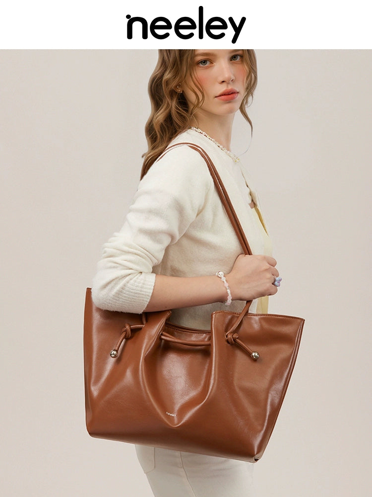 Neeley Commuter Versatile Large Capacity Shoulder Bag