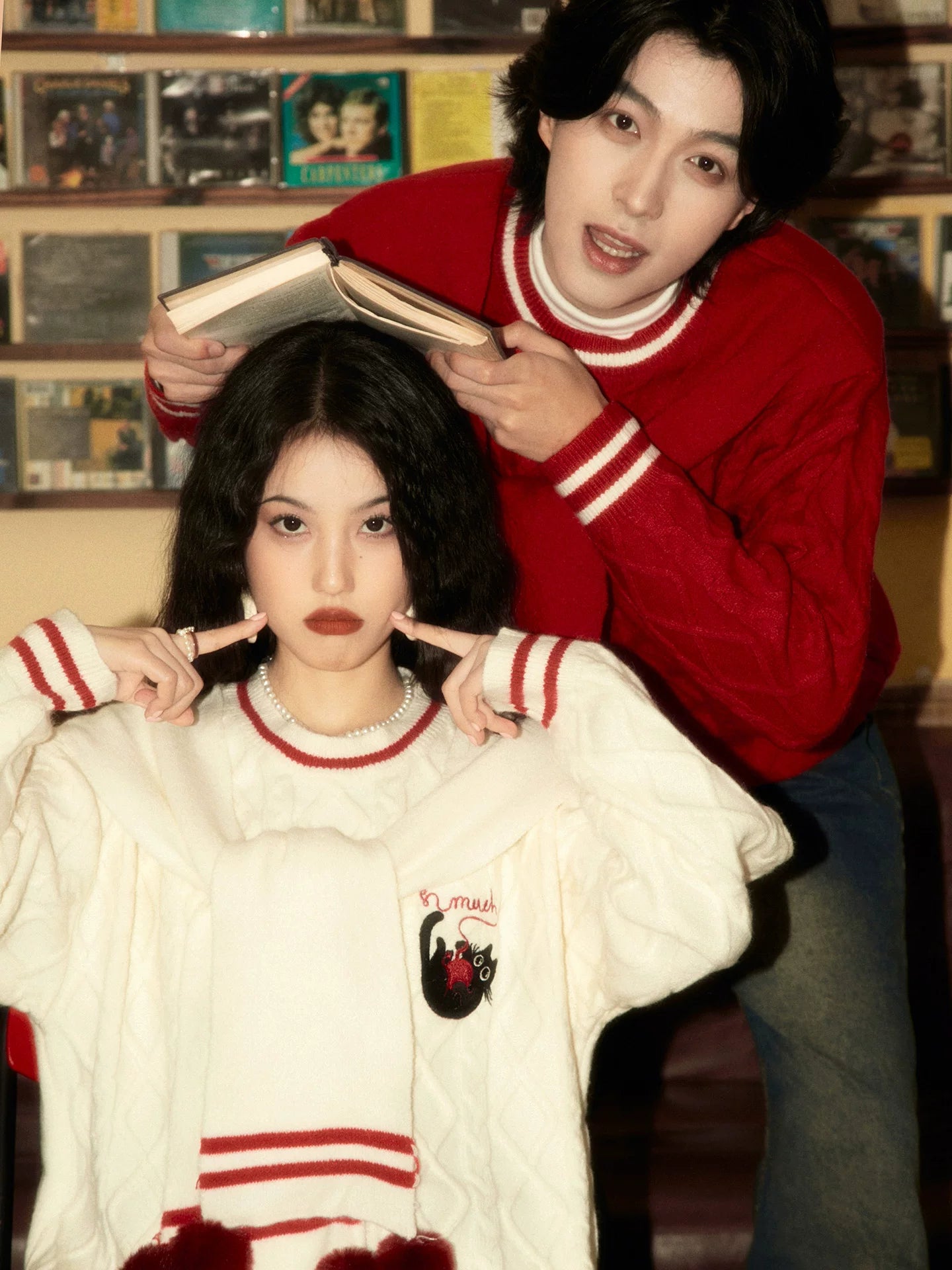 ALOHA Retro Scarf Fake Two-piece Sweater