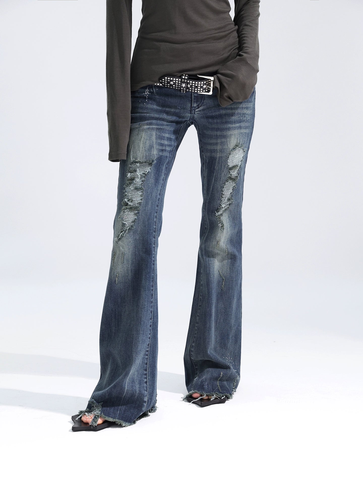 FUZZYKON Low Waist Flashing Hot Drilling Ripped Horn Jeans