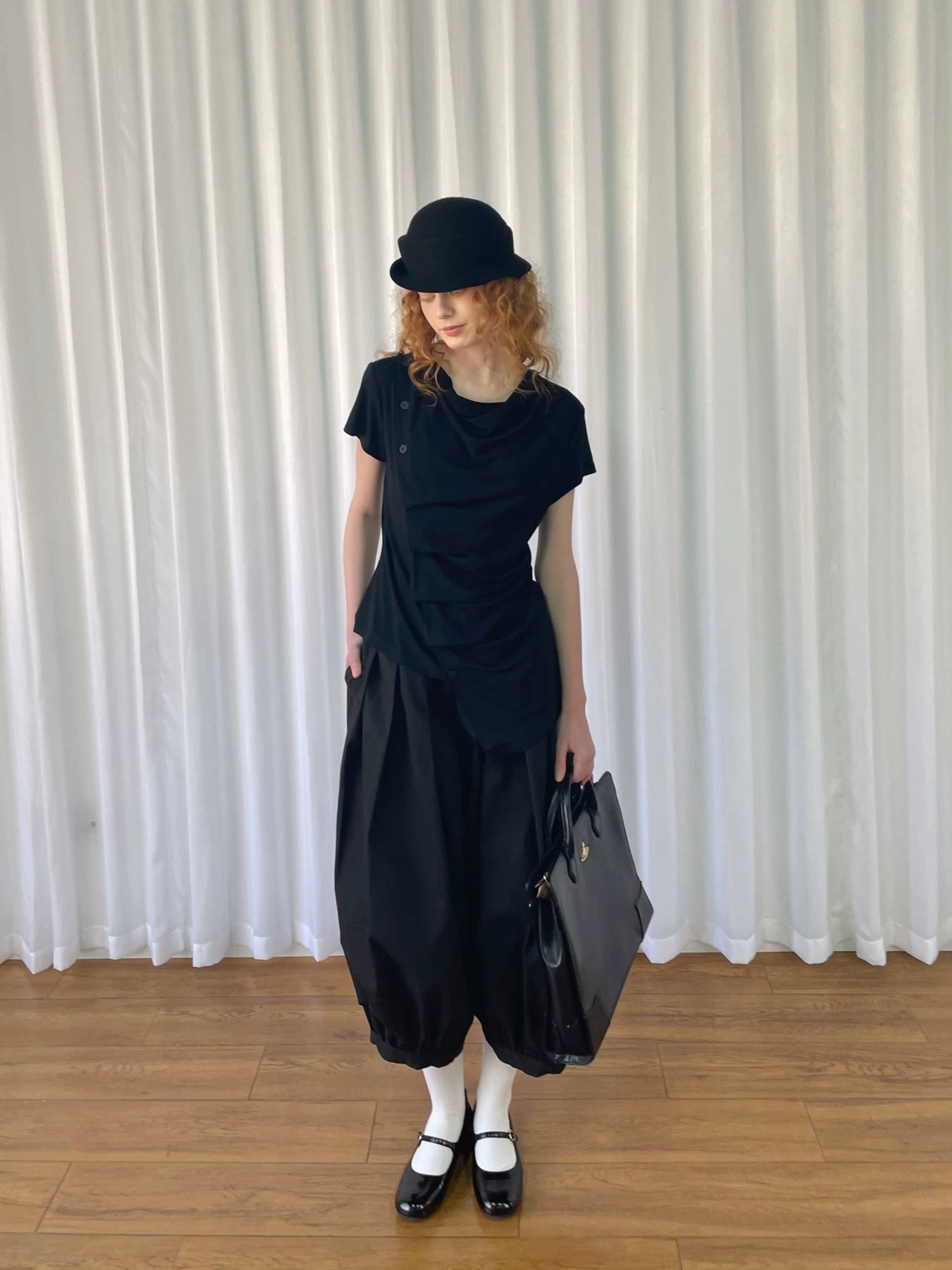 Loosesmell Chest Folds Thin Irregular Tee