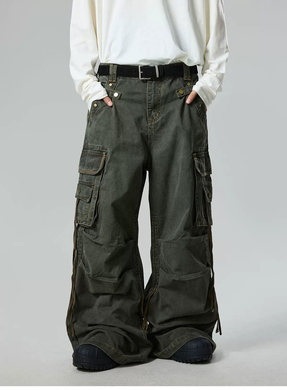 BTSG Blockbuster Wash Design Multi-Pocket Wide Leg Pants