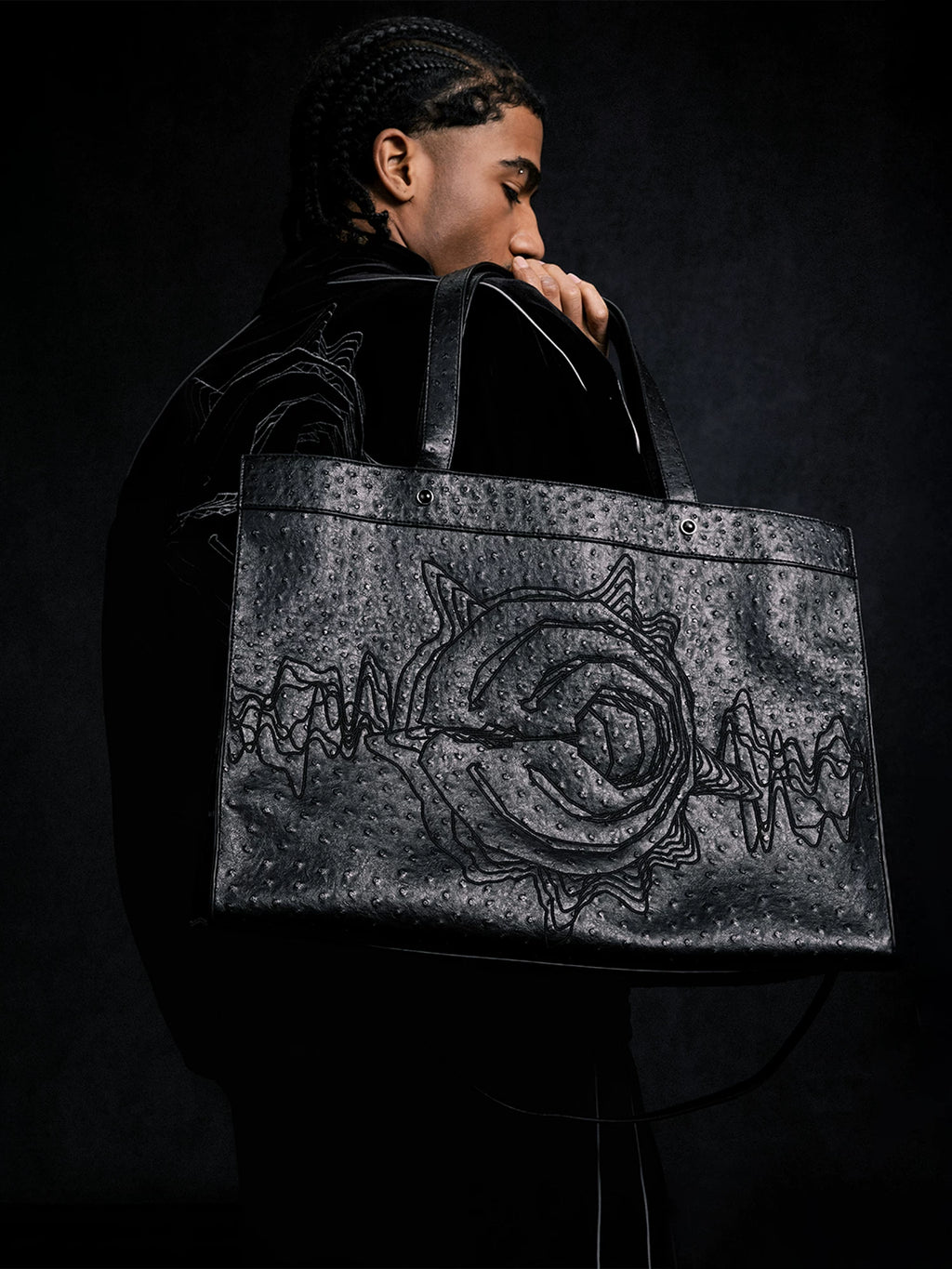 WHOOSIS Commuter and Leisure Large Capacity Handbag