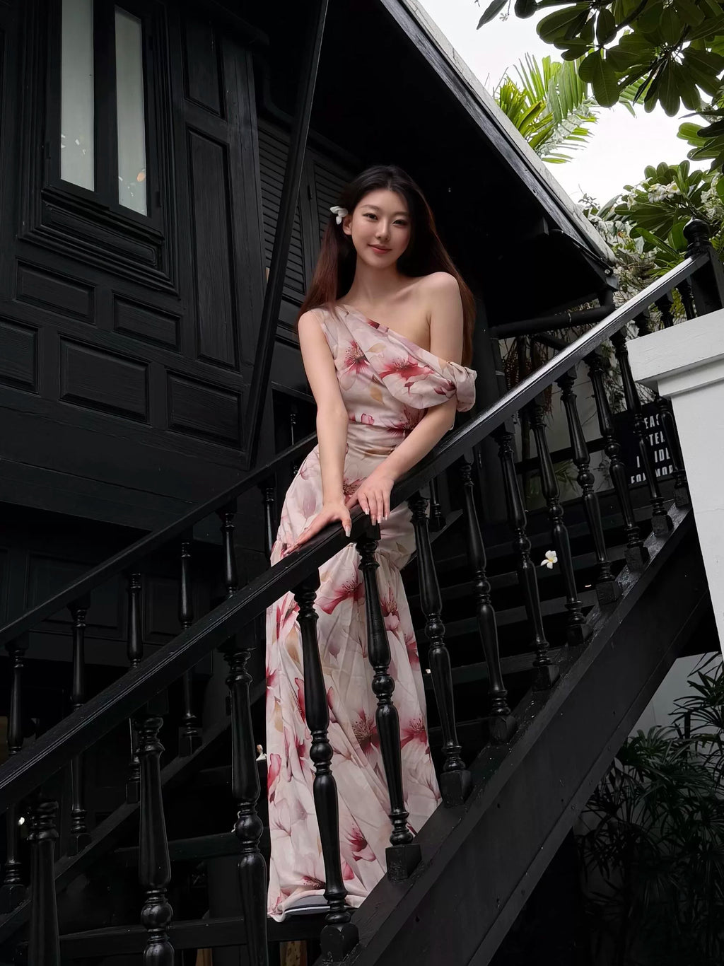 1S Diagonal Neck Off-the-shoulder Floral Dress
