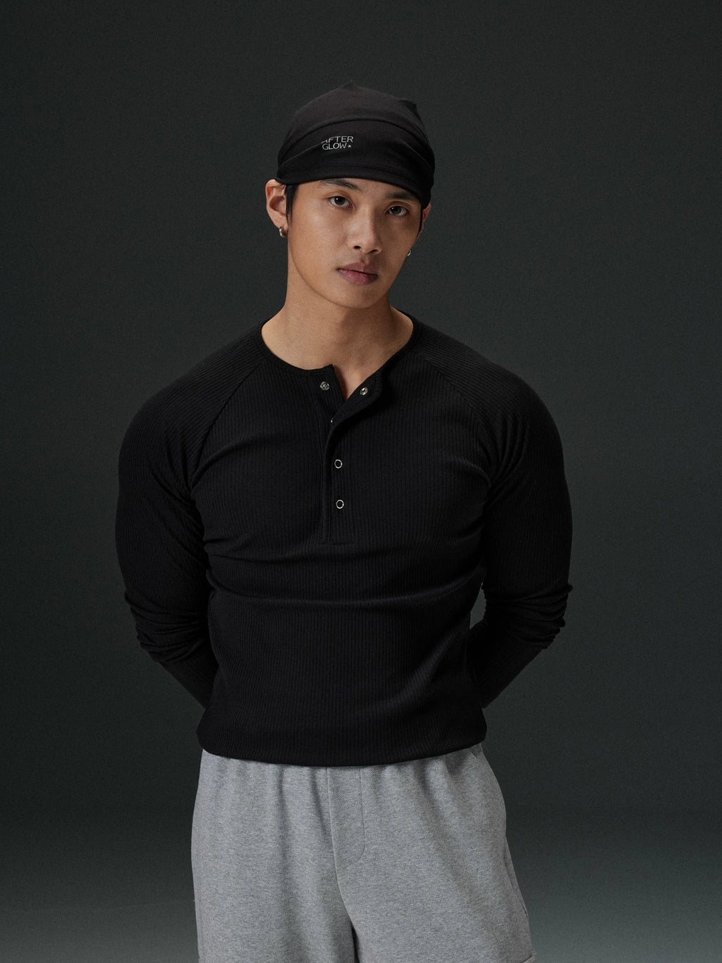 AFTERGLOW Slim Fit High Elastic Bottom Long Sleeve