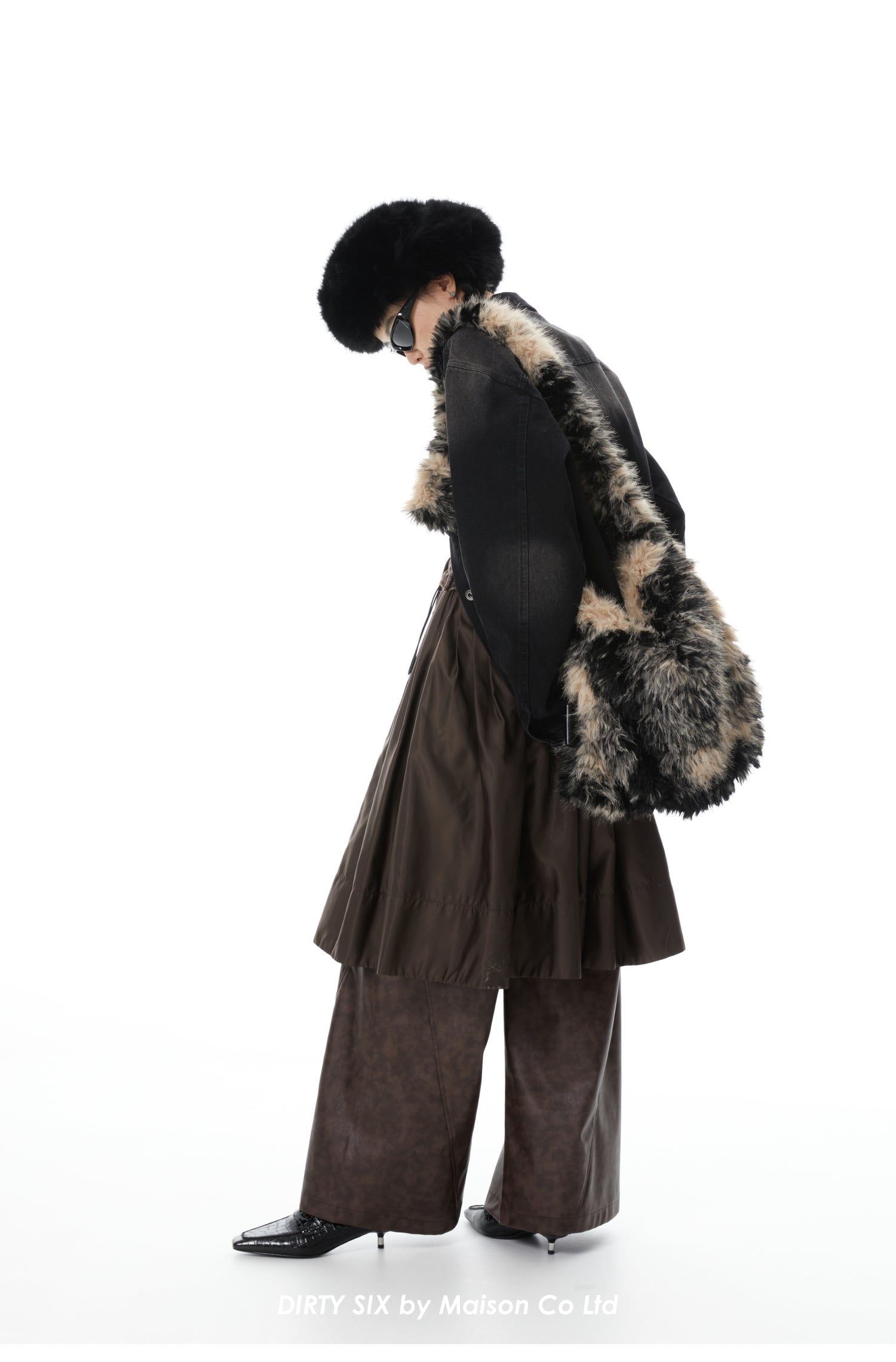 DirtySix "An Oat Cow" Wandering Wind Large Hairy Bag