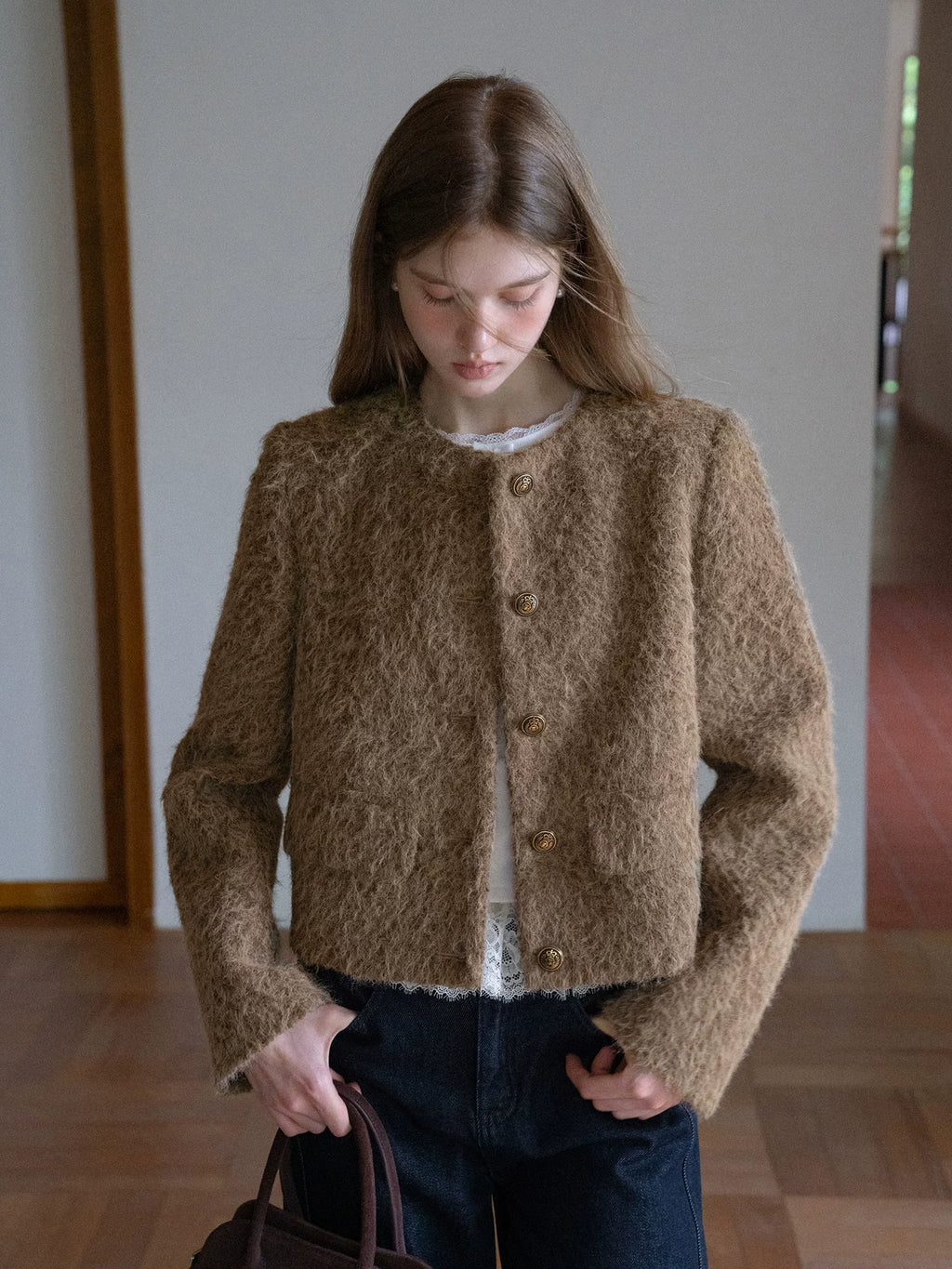EGGKA Crew Neck Single-breasted Premium Short Jacket