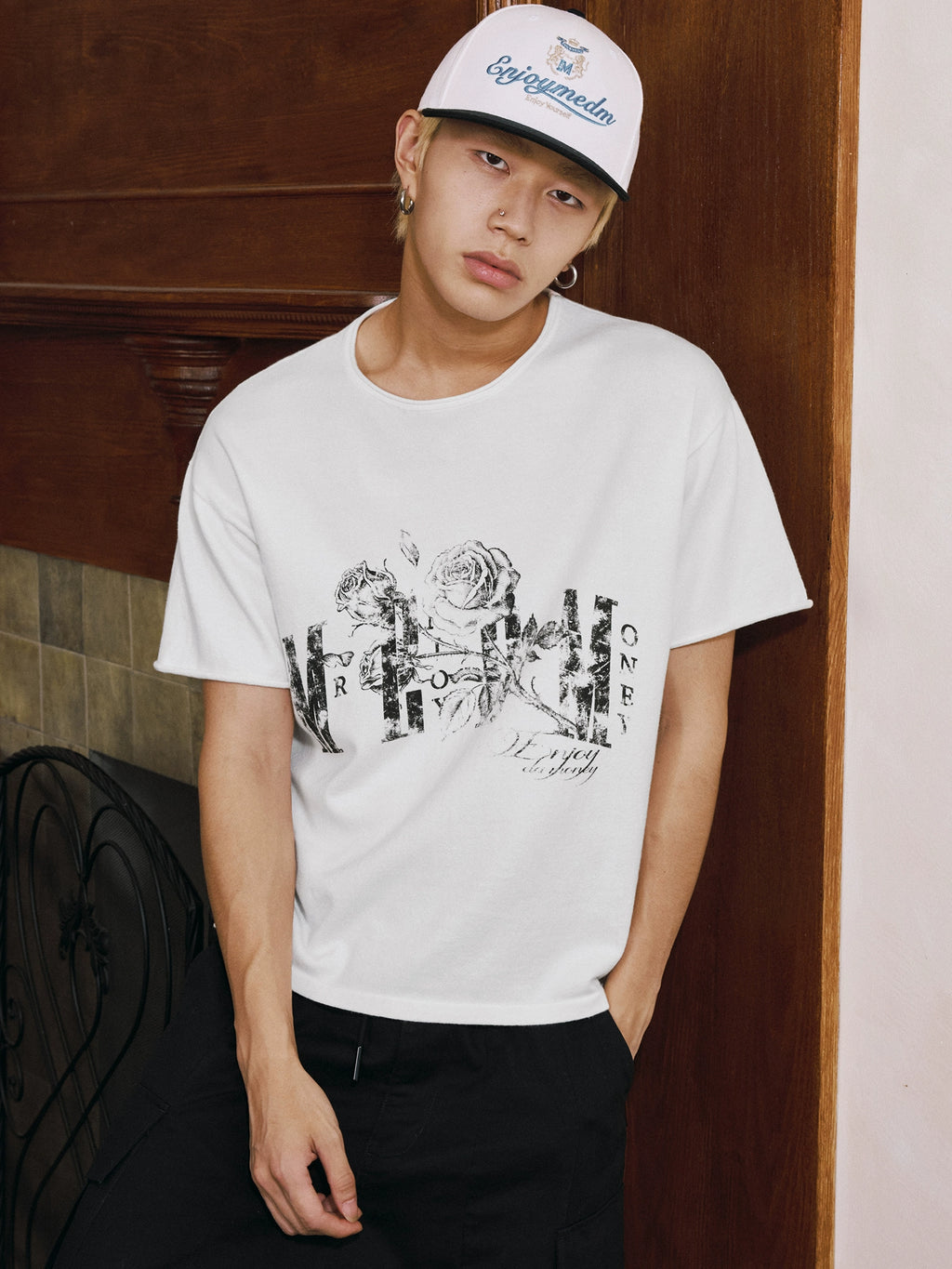 MEDM Rose Knitted Casual Crew Neck Tee