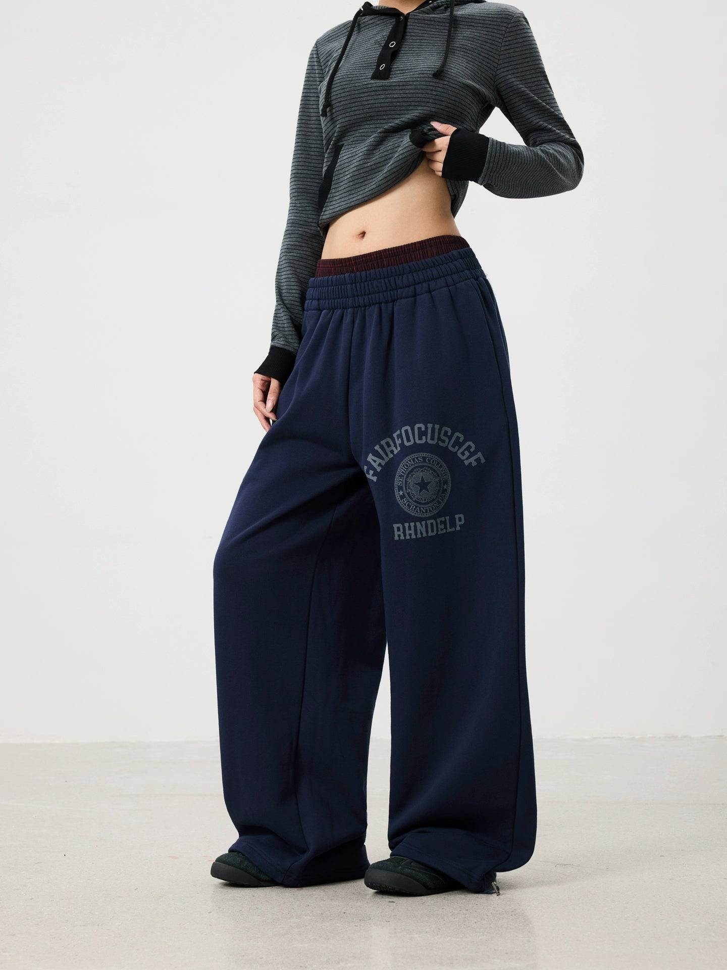 BTSG Vintage Badge Printed Sweatpants