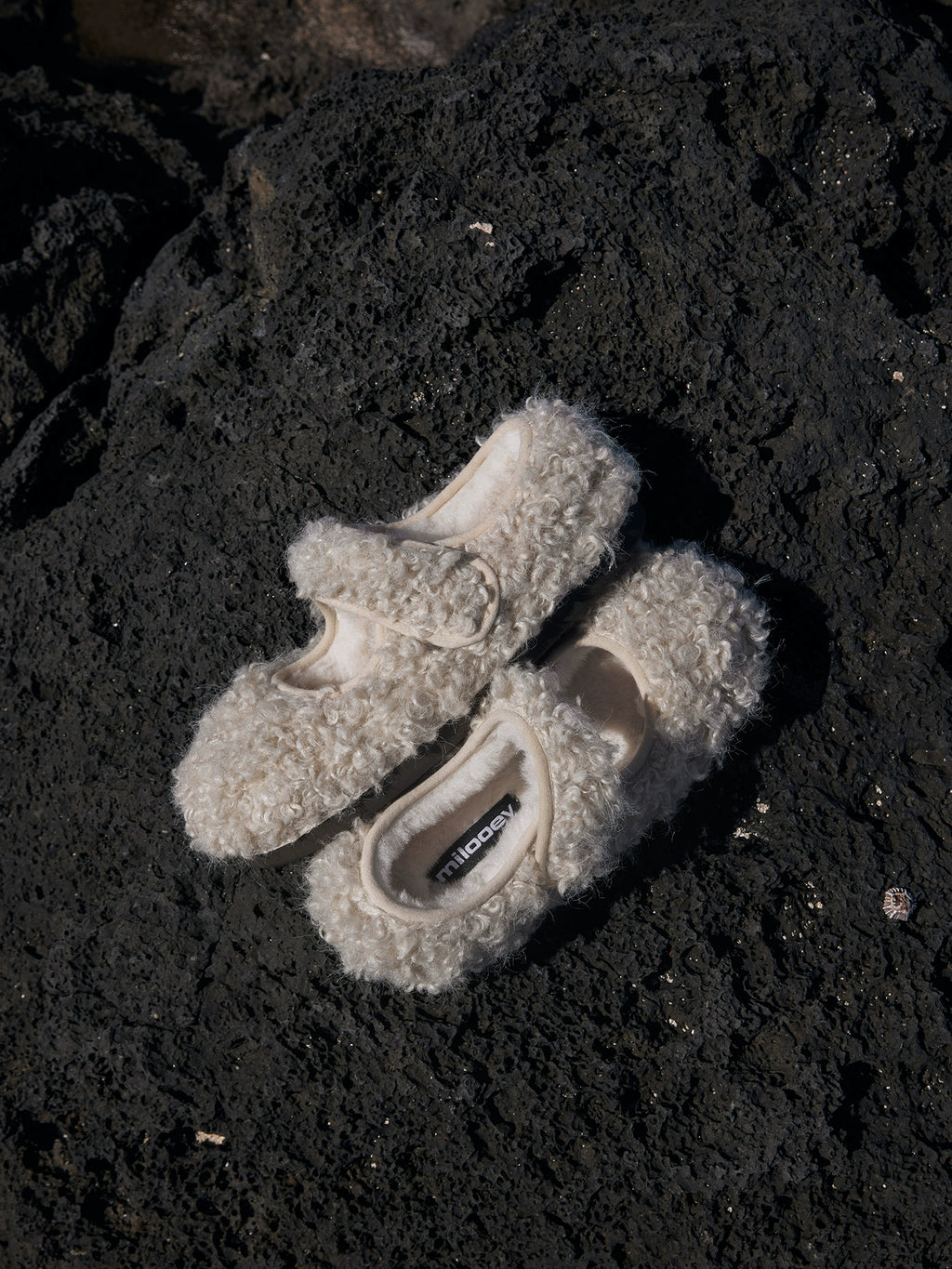 Milooey Soft-soled Velcro Bread Shoes