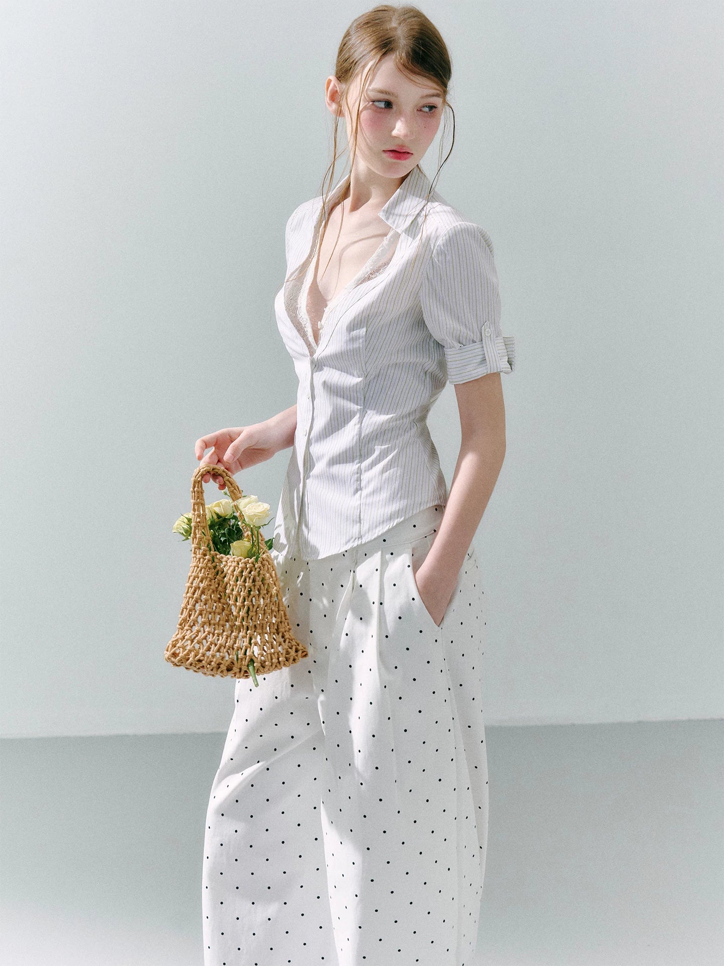 LOST FOREST Low-neck Lace Fake Two-piece Slim-fit Shirt