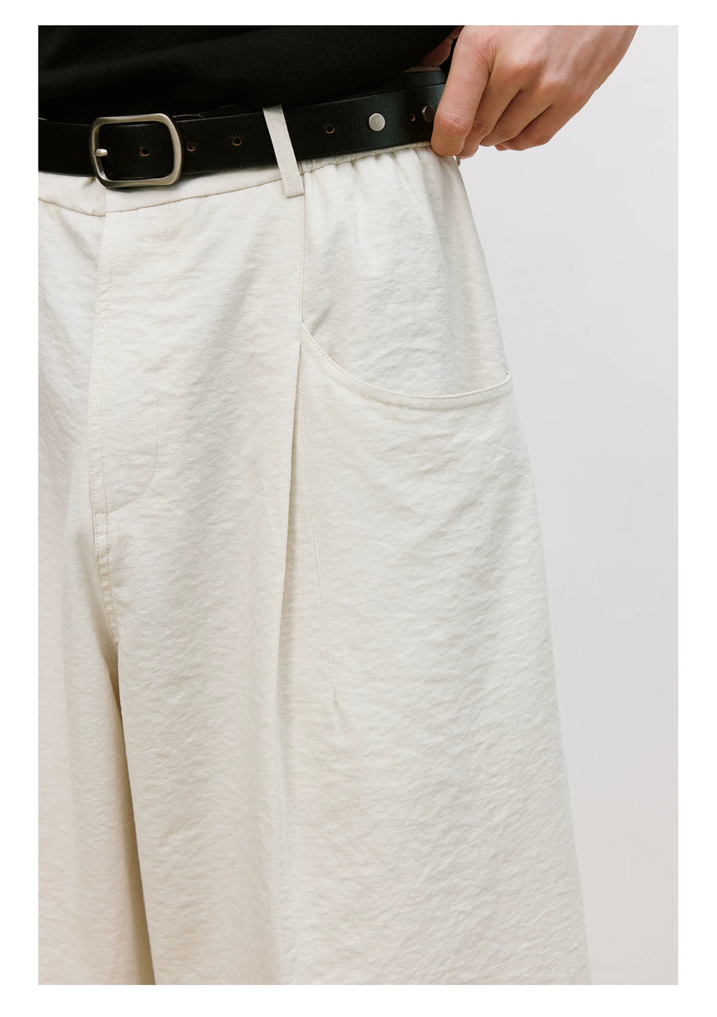 LR MADE Pleated Simple Seven-point Shorts
