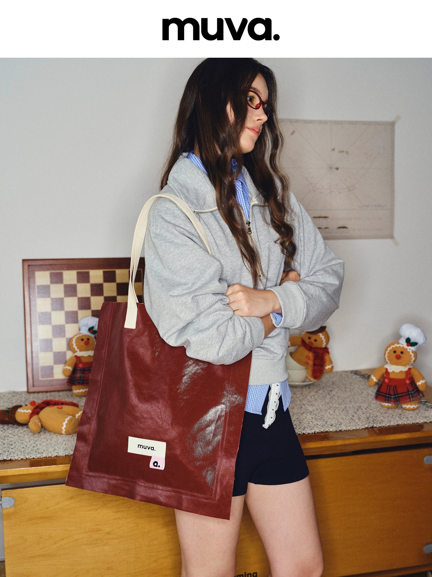 MUVA Flat Waterproof Canvas Shoulder Bag