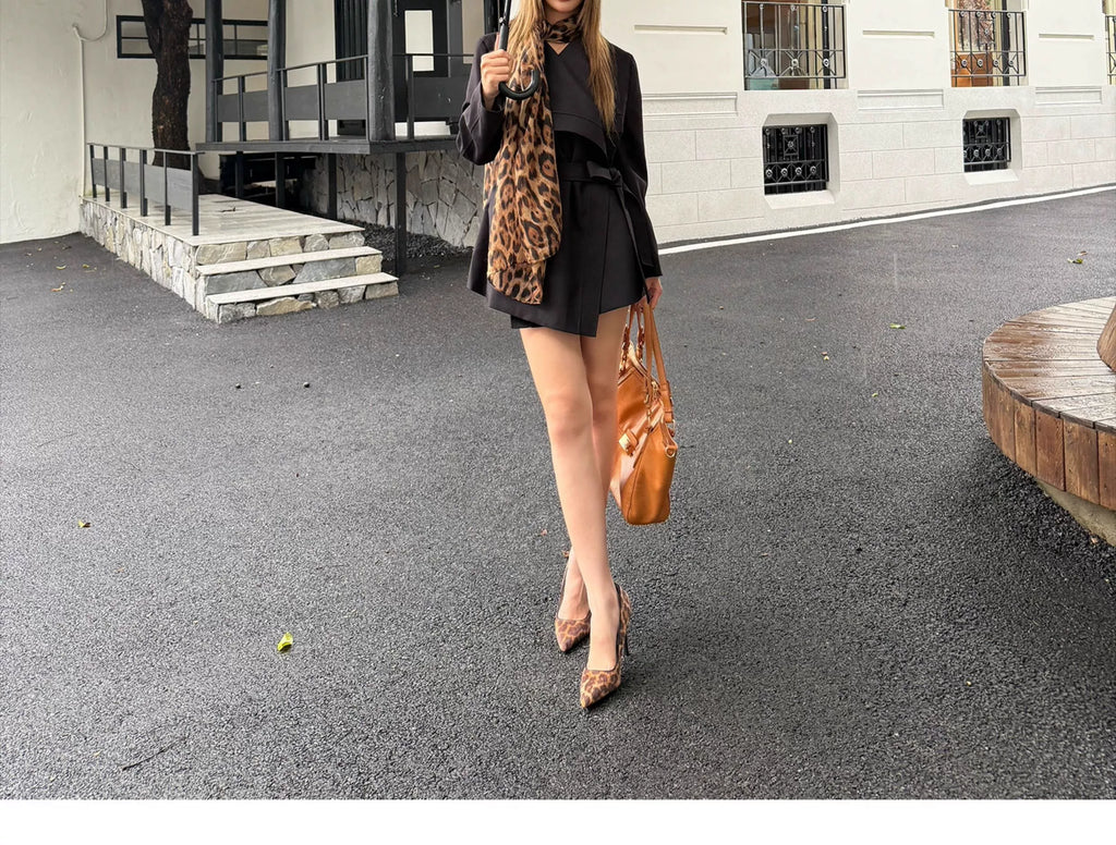 Audwyn Loose and Thin Lace-up Waist Suit Coat